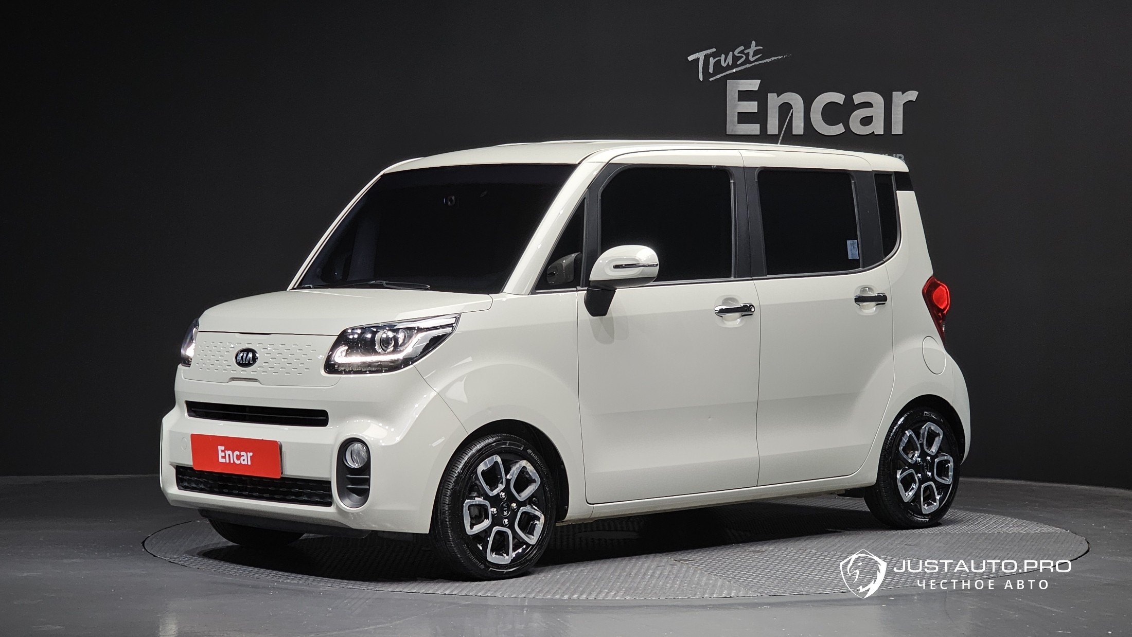 Автомобиль Kia RAY