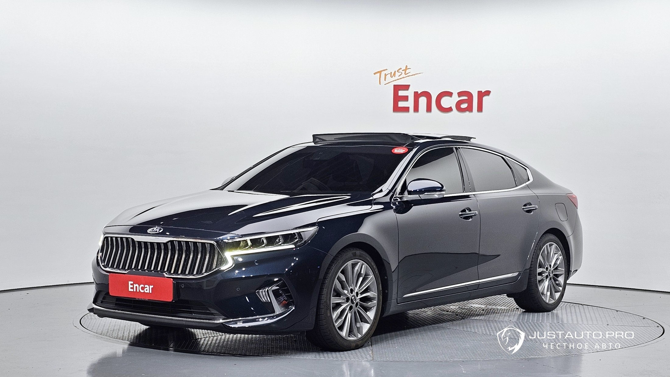 Автомобиль Kia K7