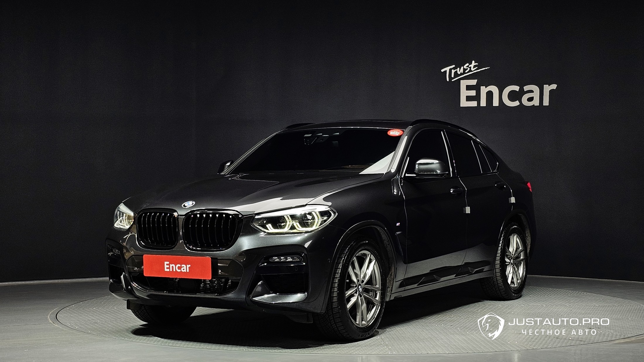 Автомобиль BMW X4