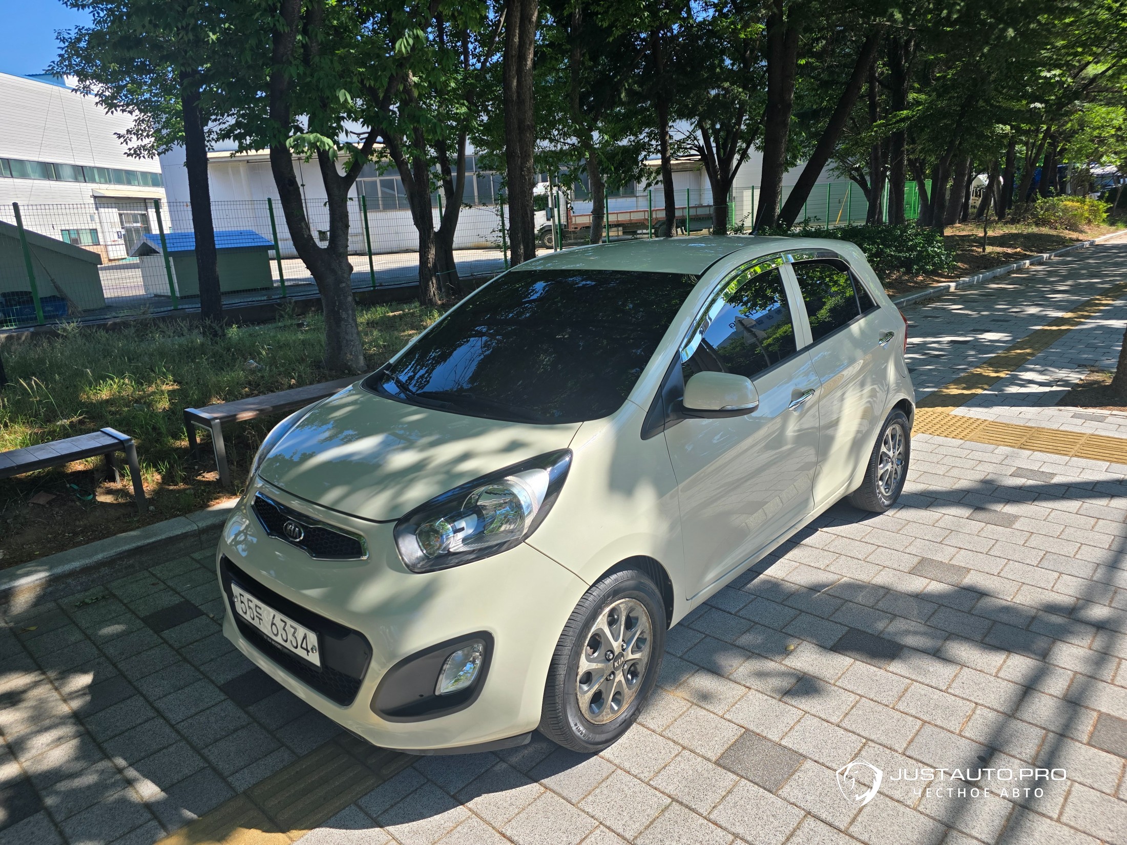 Автомобиль Kia morning