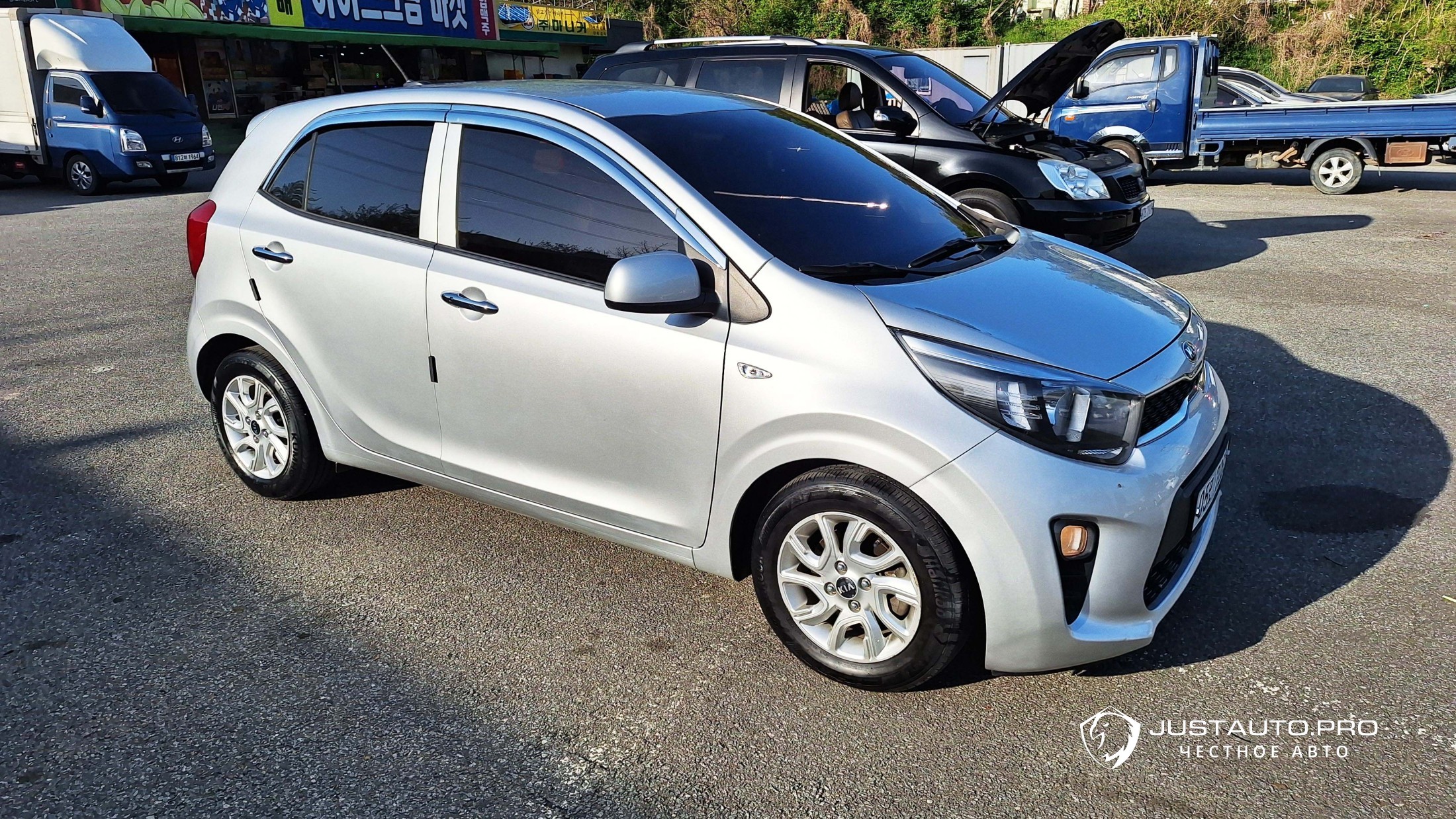Автомобиль Kia morning