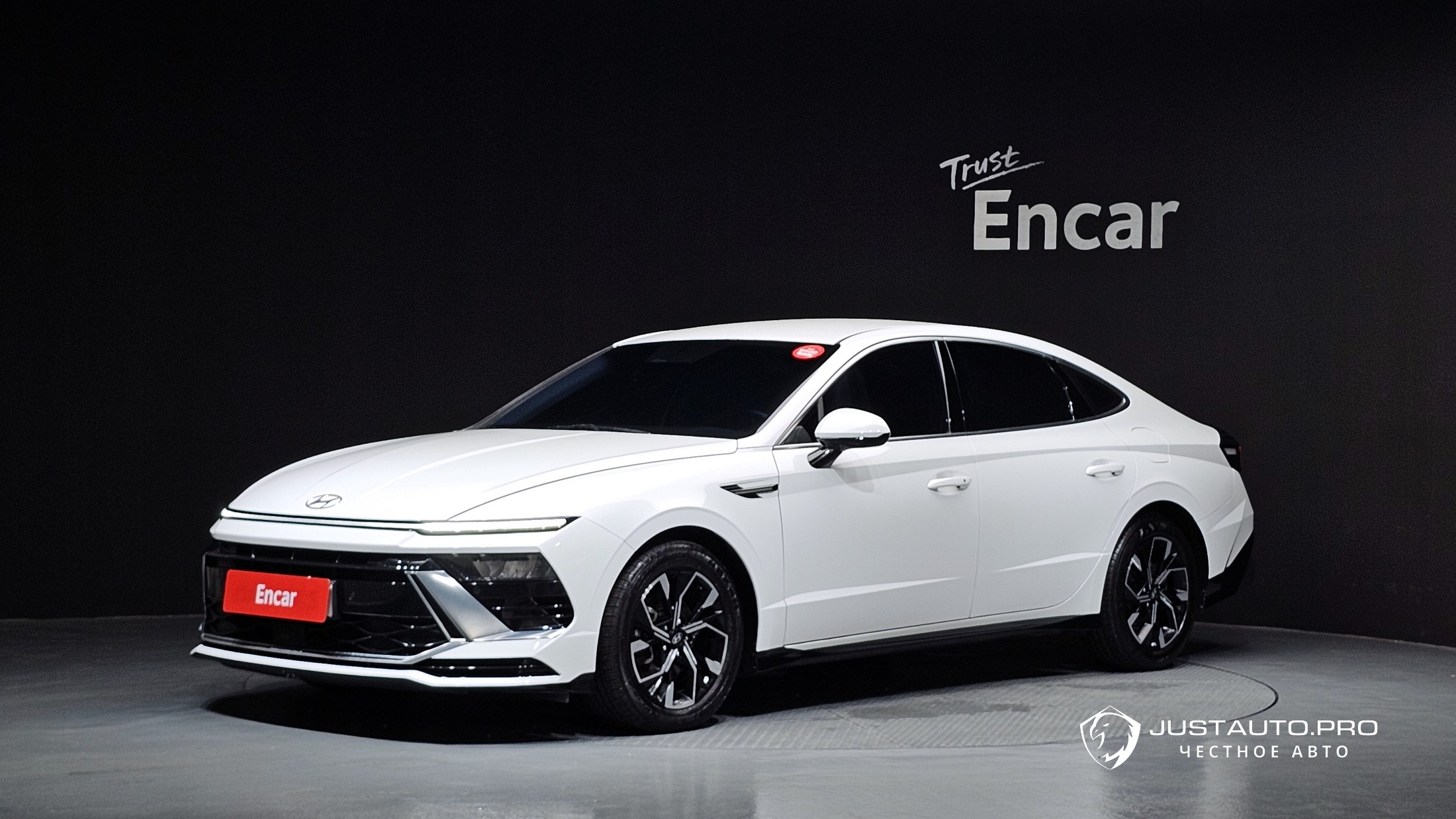 Автомобиль Hyundai Sonata