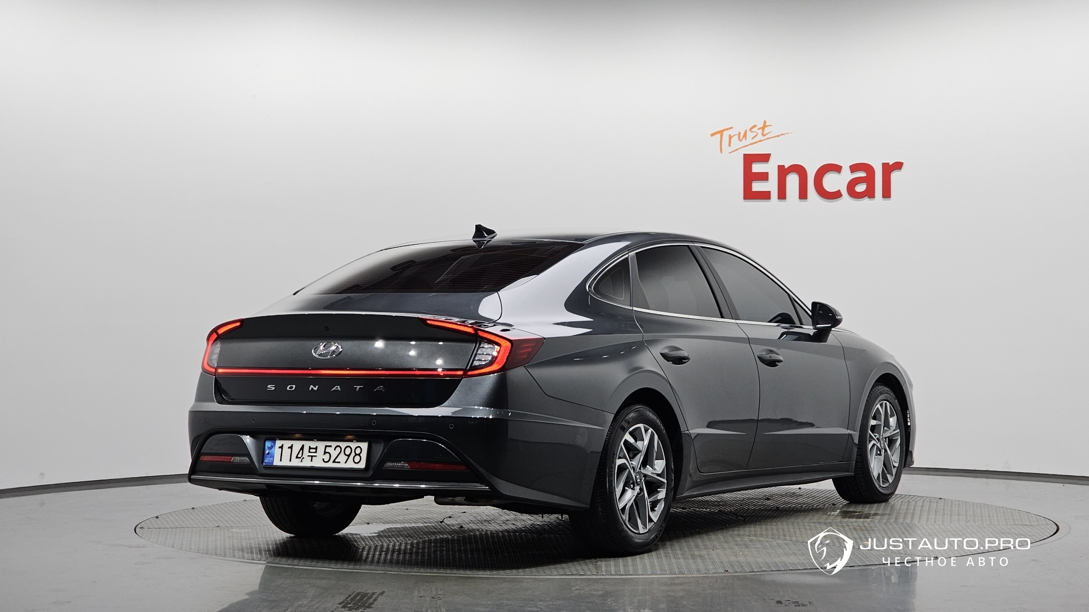 Автомобиль Hyundai Sonata
