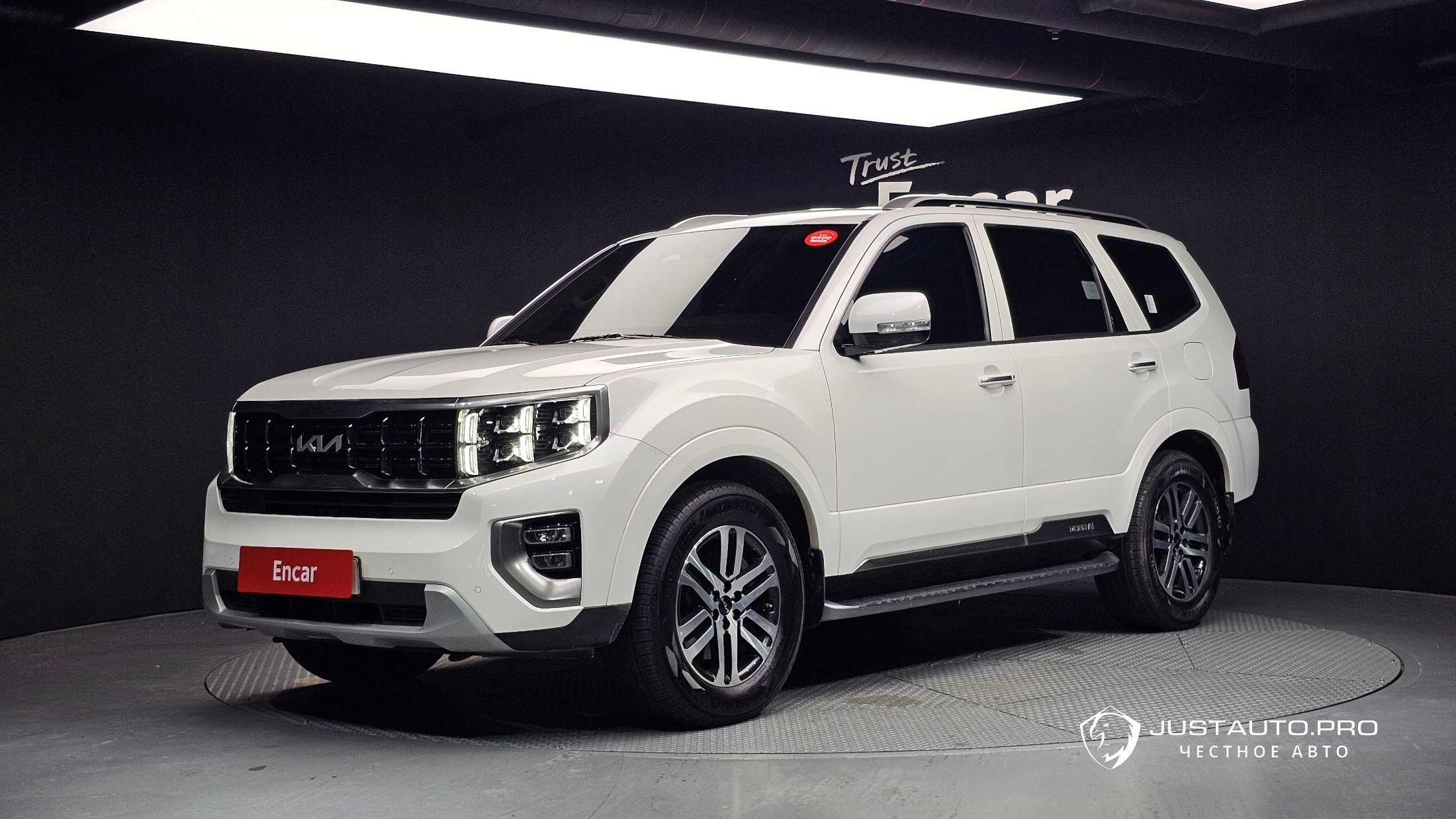 Автомобиль Kia Mohave