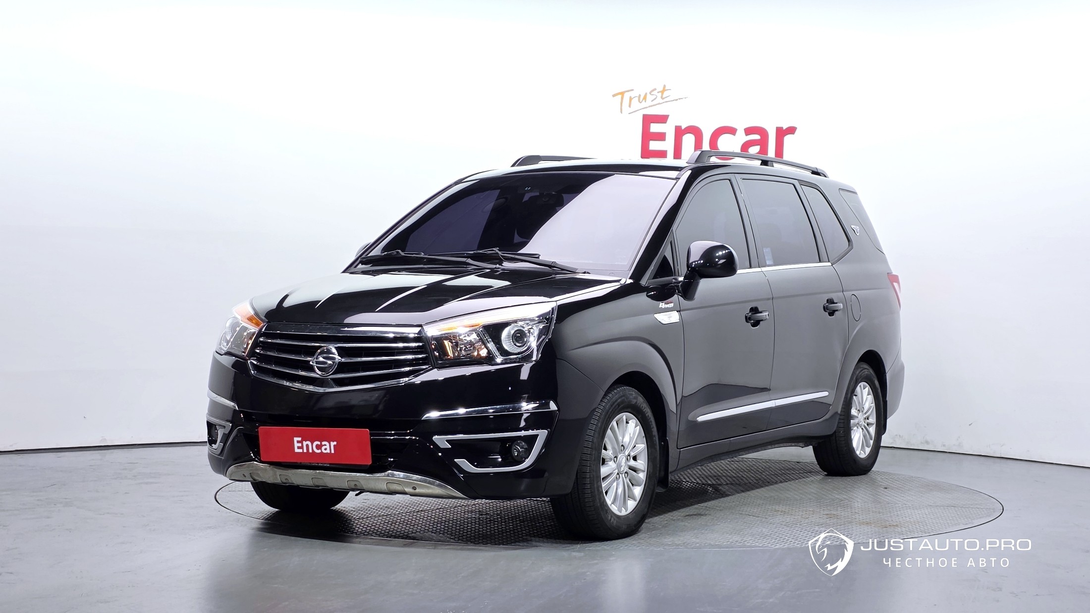 Автомобиль KG_Mobility_Ssangyong KORANDO