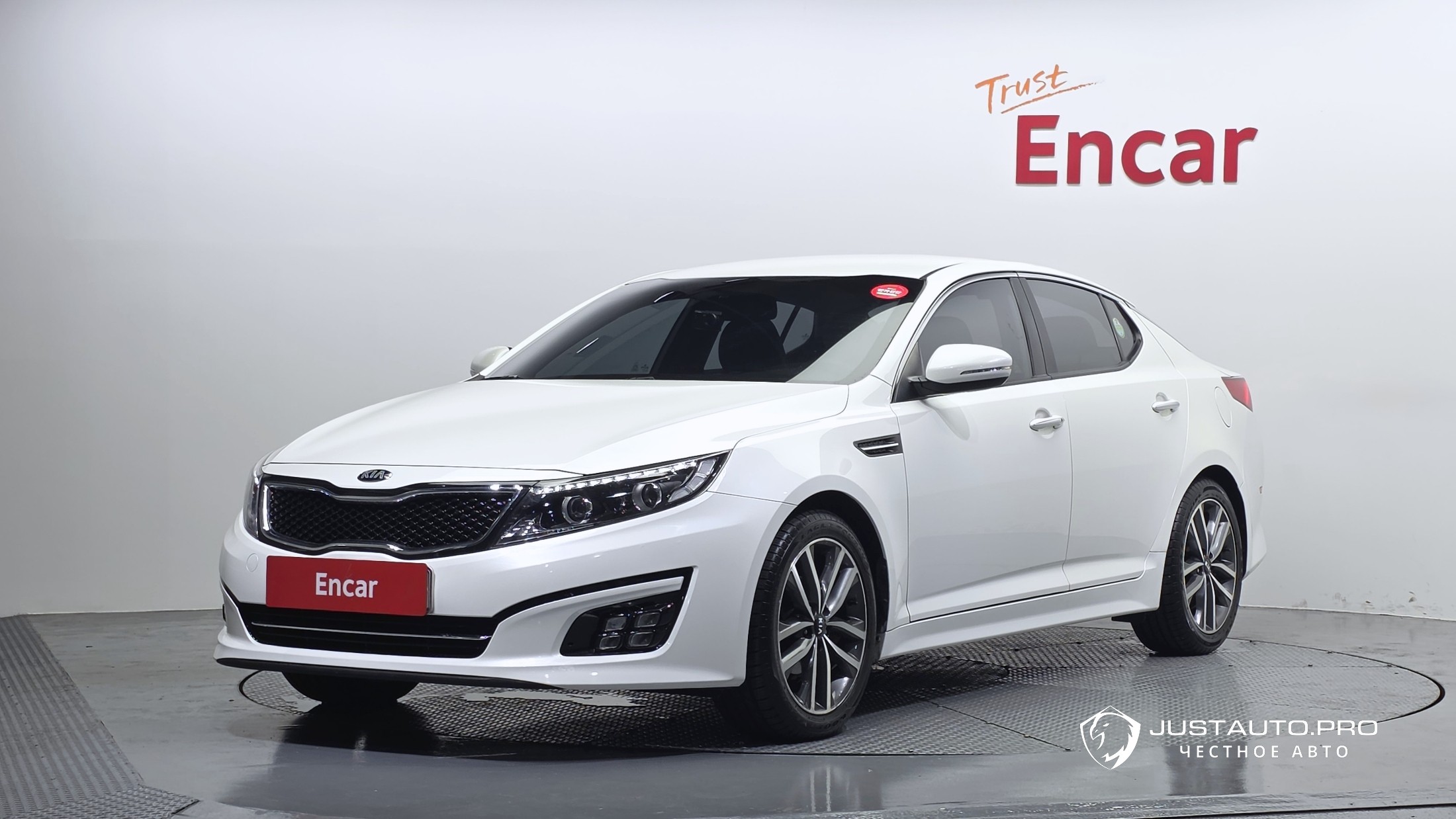 Автомобиль Kia K5