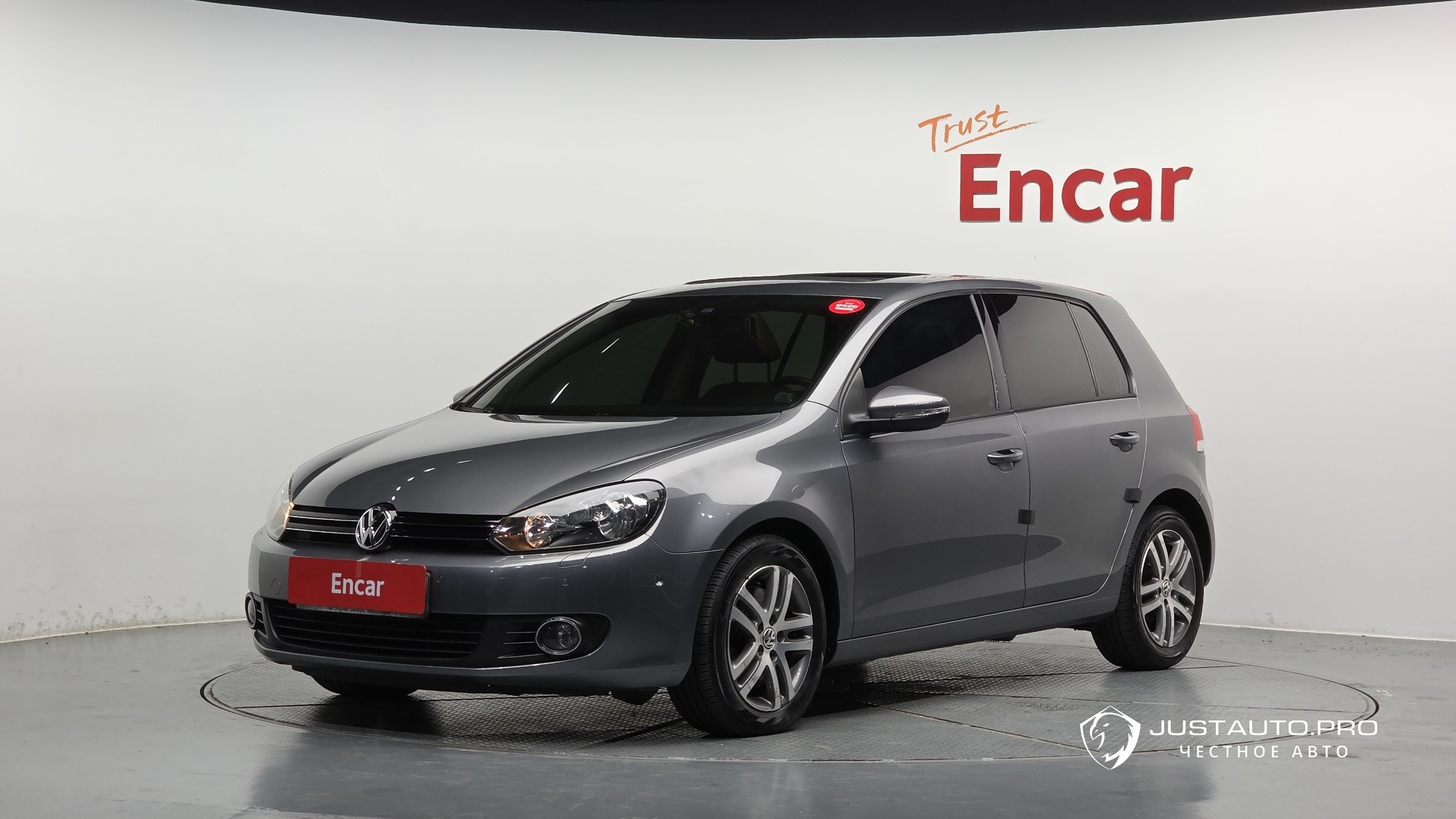 Автомобиль Volkswagen Golf