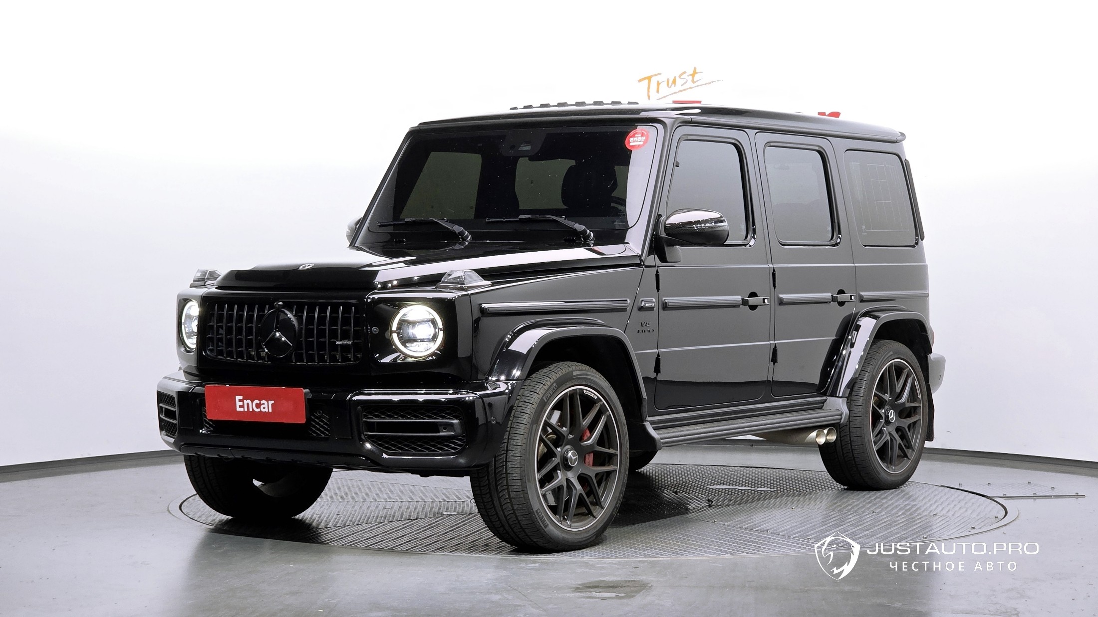 Автомобиль Mercedes-Benz G-Class