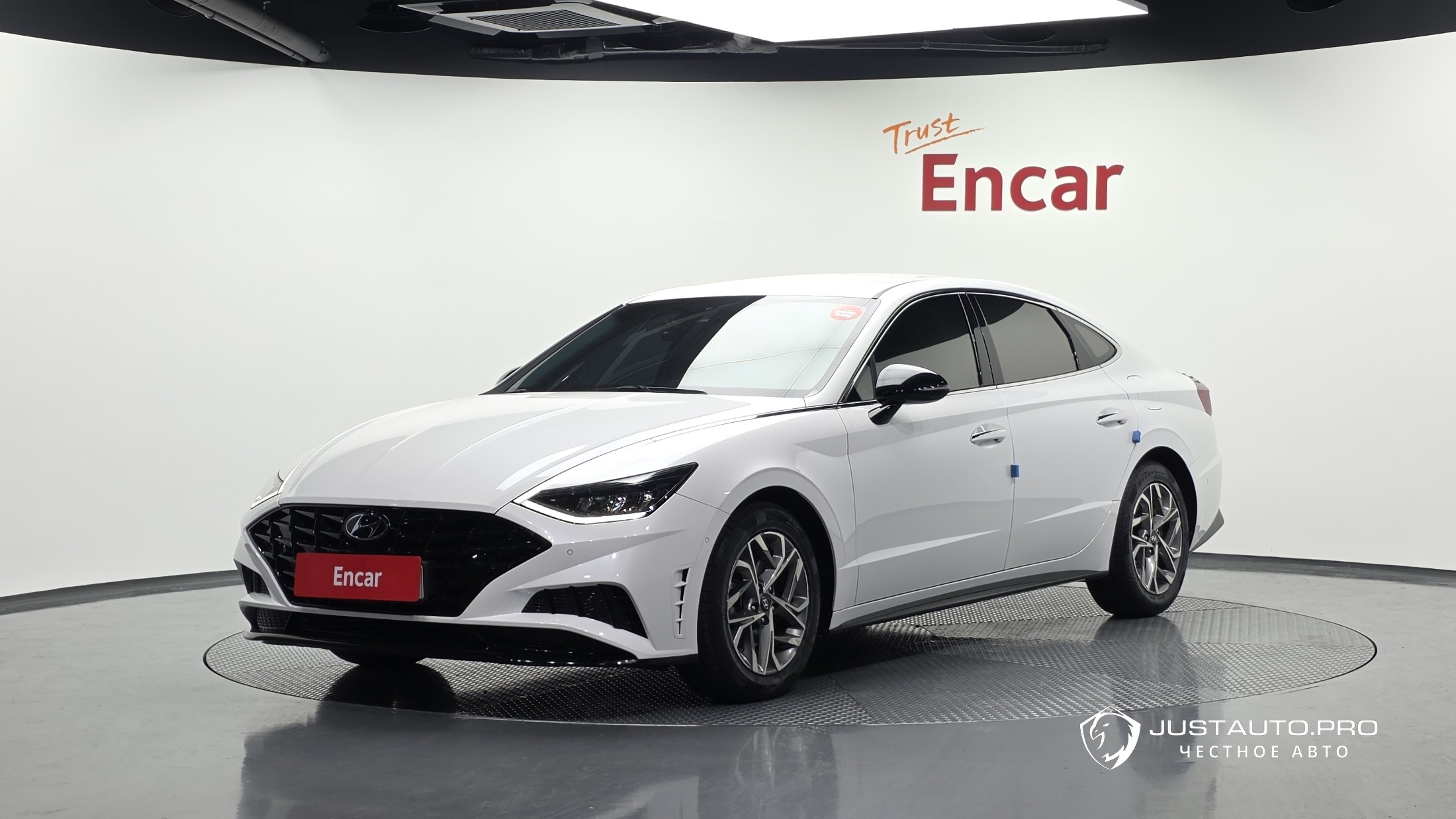Автомобиль Hyundai Sonata