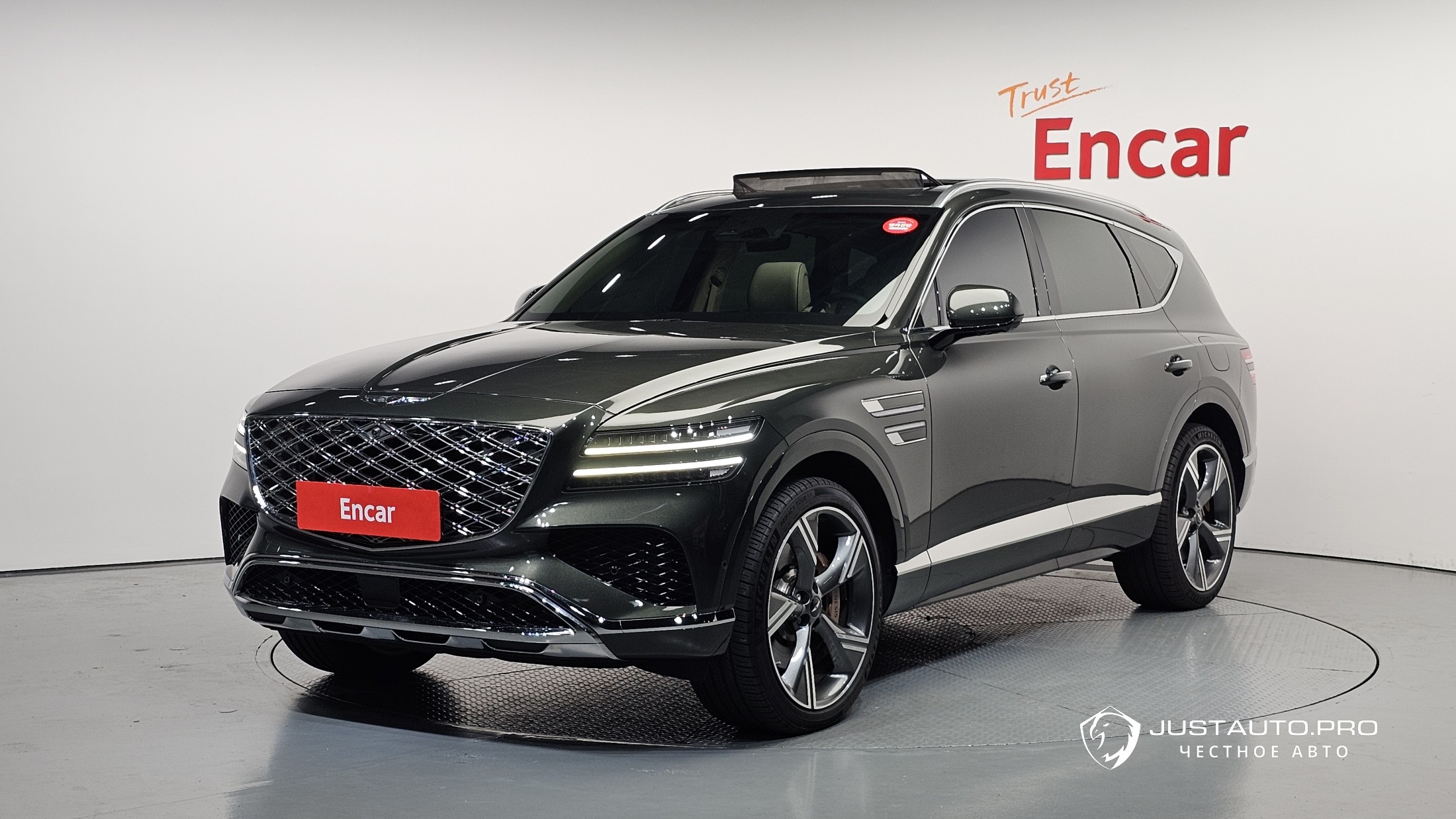 Автомобиль Genesis GV80