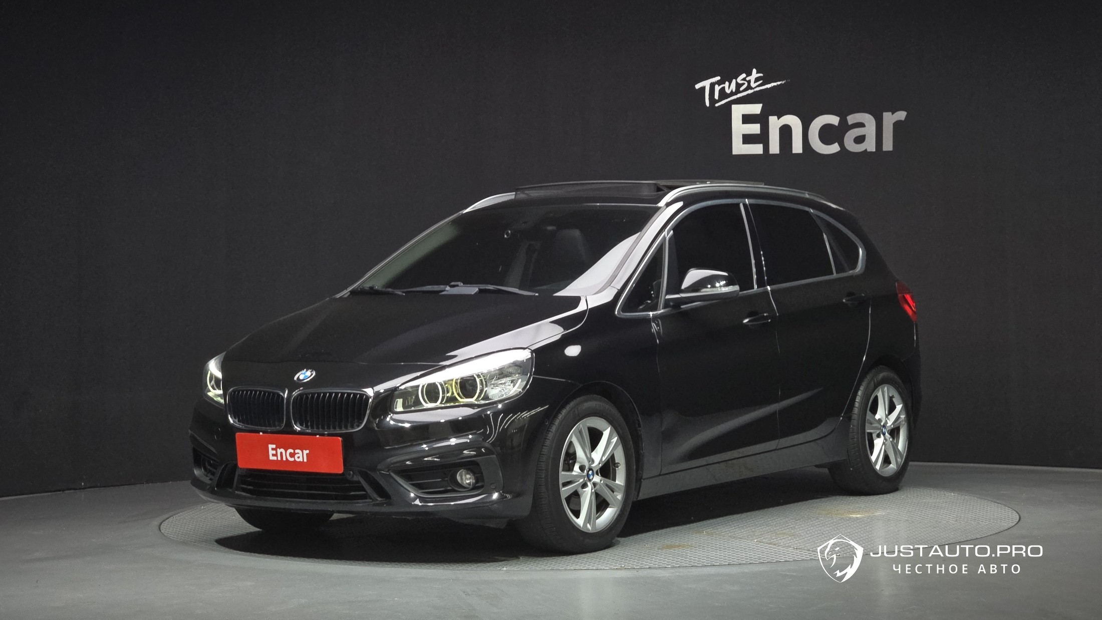 Автомобиль BMW 2-Series