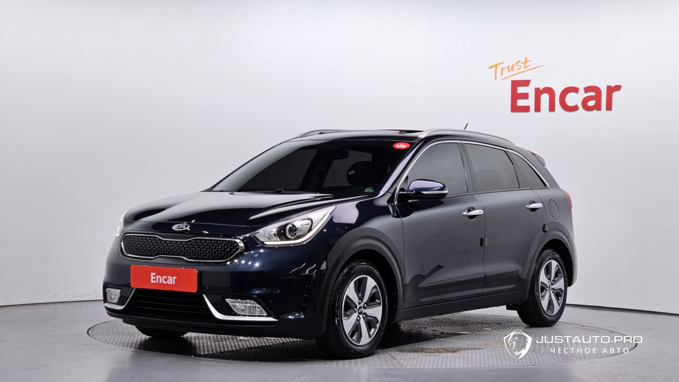 Автомобиль Kia Niro