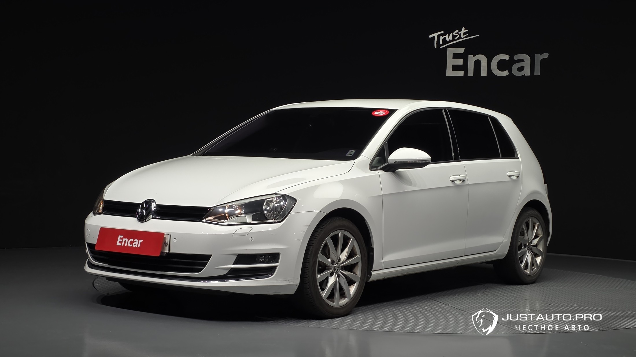 Автомобиль Volkswagen Golf