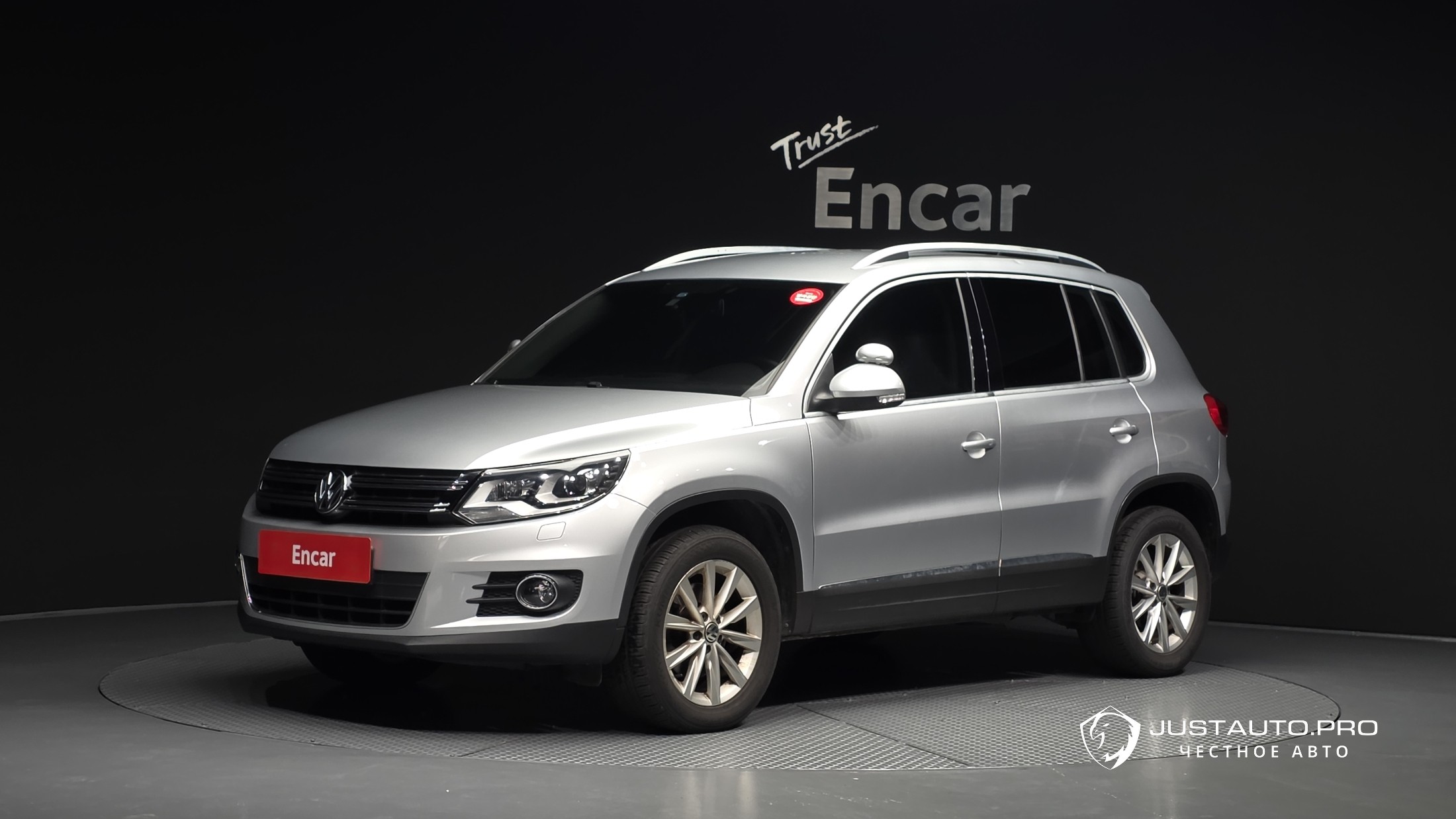 Автомобиль Volkswagen Tiguan