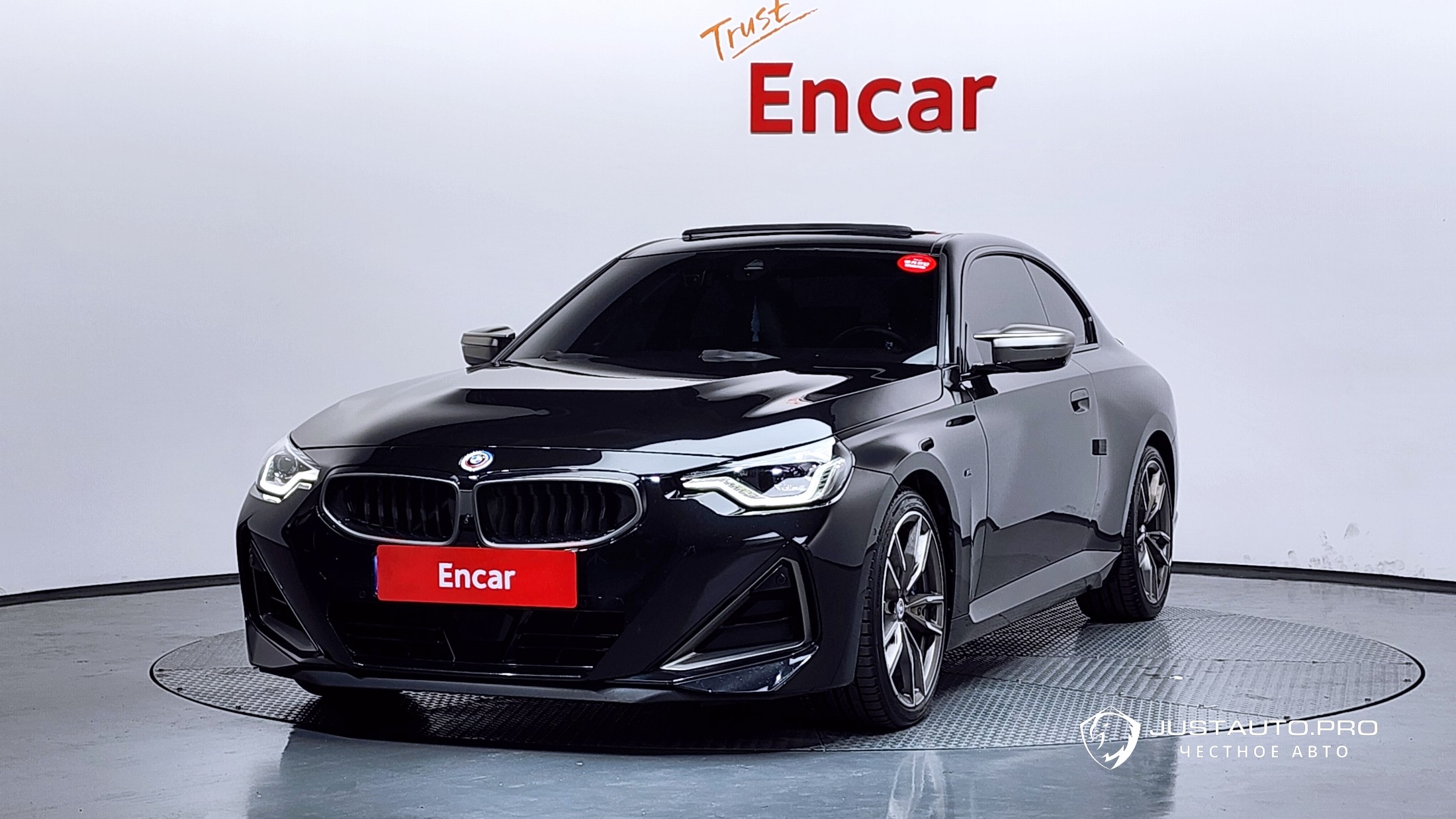 Автомобиль BMW 2-Series
