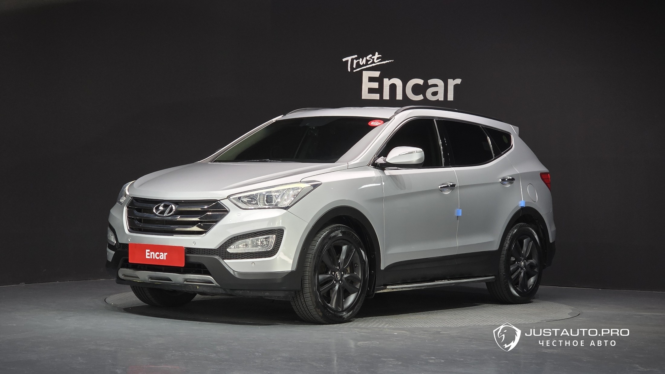 Автомобиль Hyundai Santafe