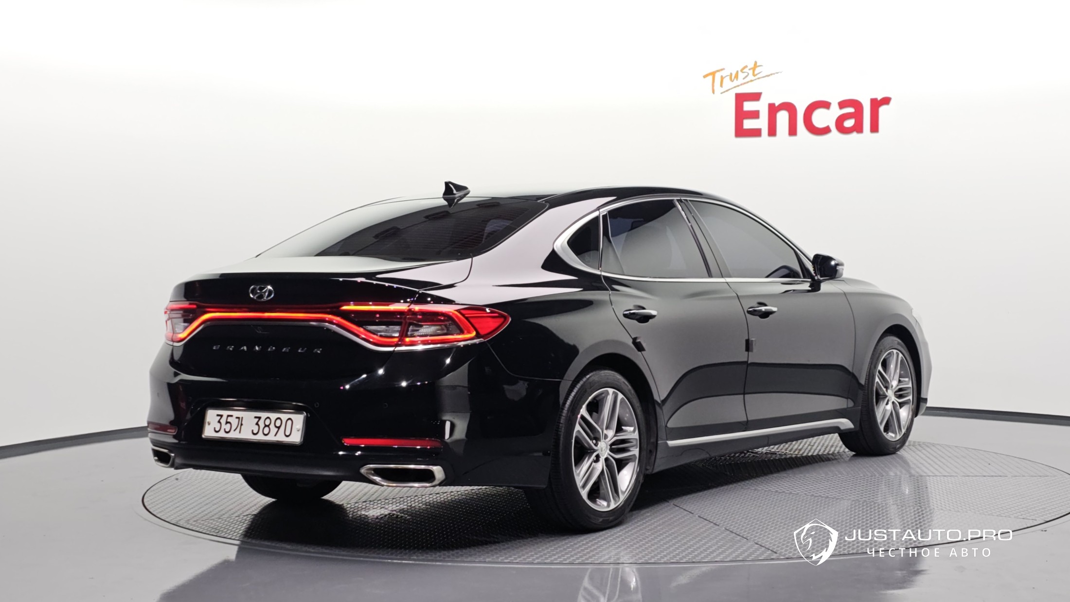 Автомобиль Hyundai Grandeur
