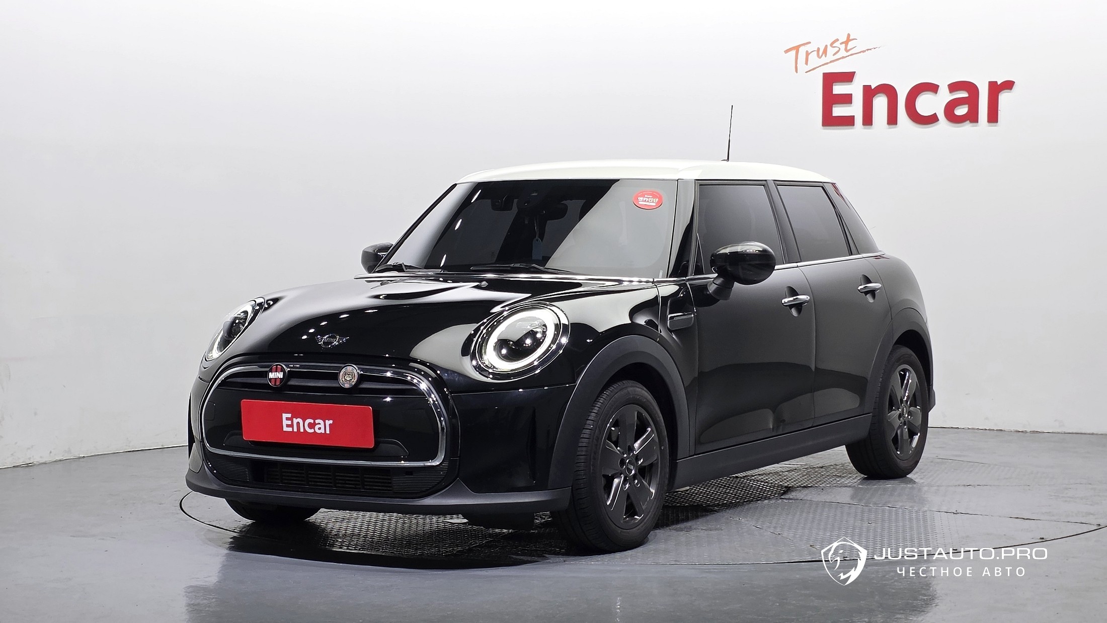 Автомобиль Mini Cooper