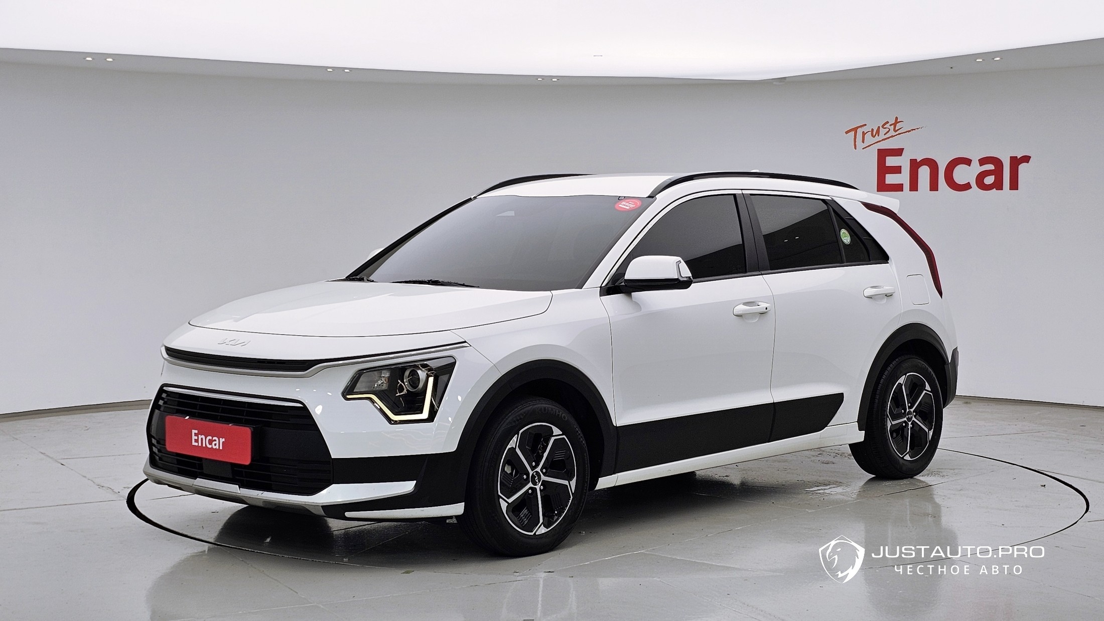 Автомобиль Kia Niro