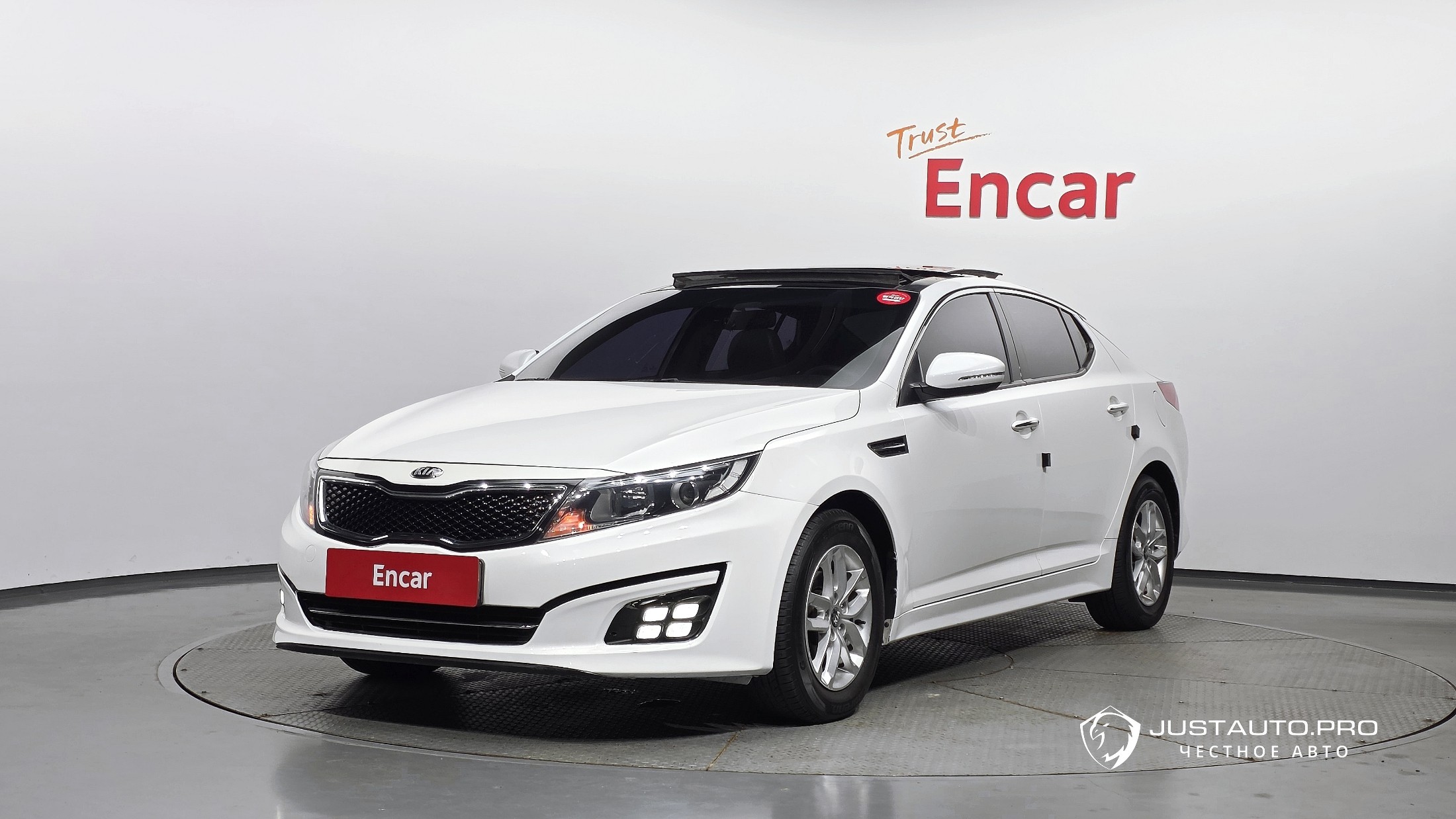 Автомобиль Kia K5