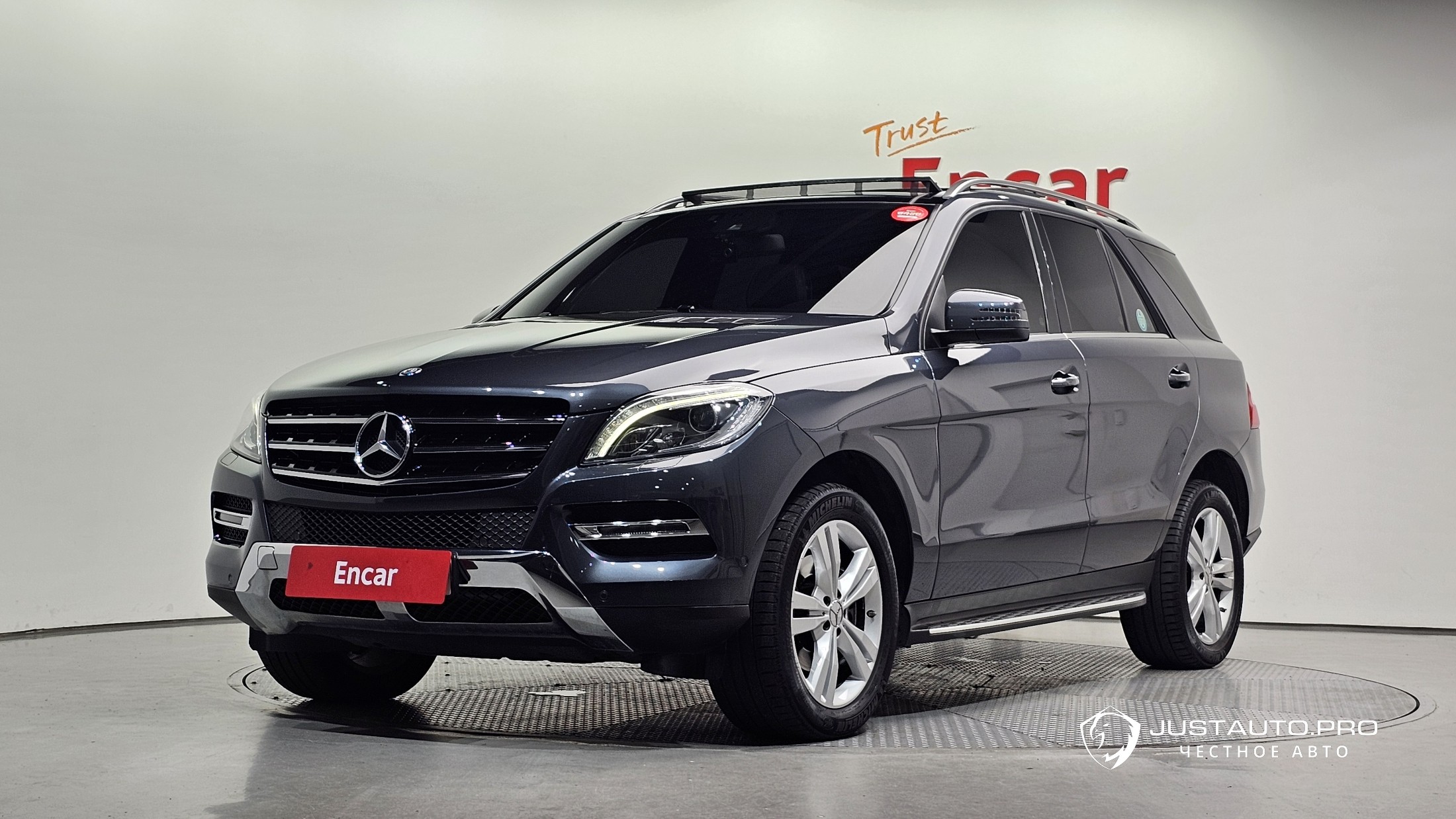 Автомобиль Mercedes-Benz M-class