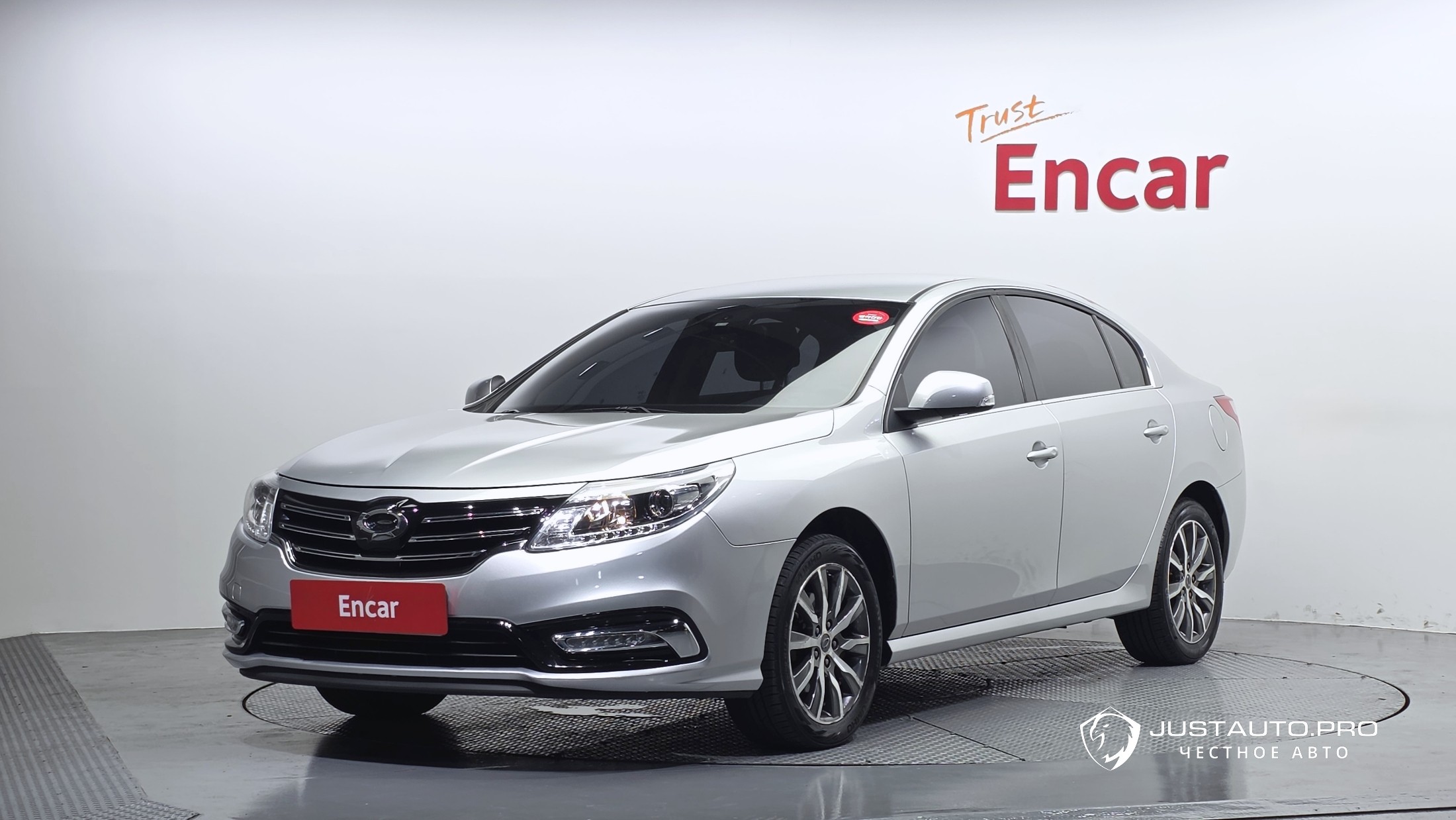 Автомобиль Renault-KoreaSamsung SM5 