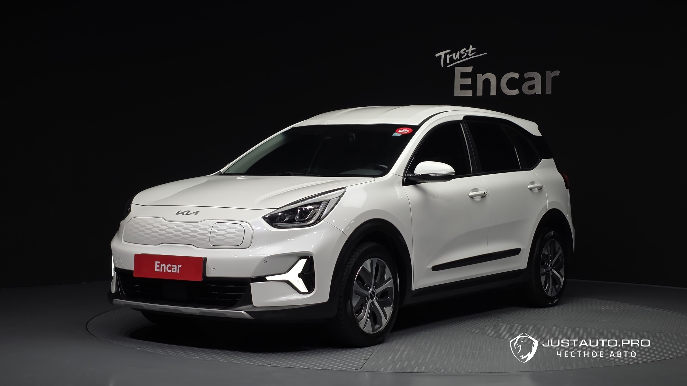 Автомобиль Kia Niro