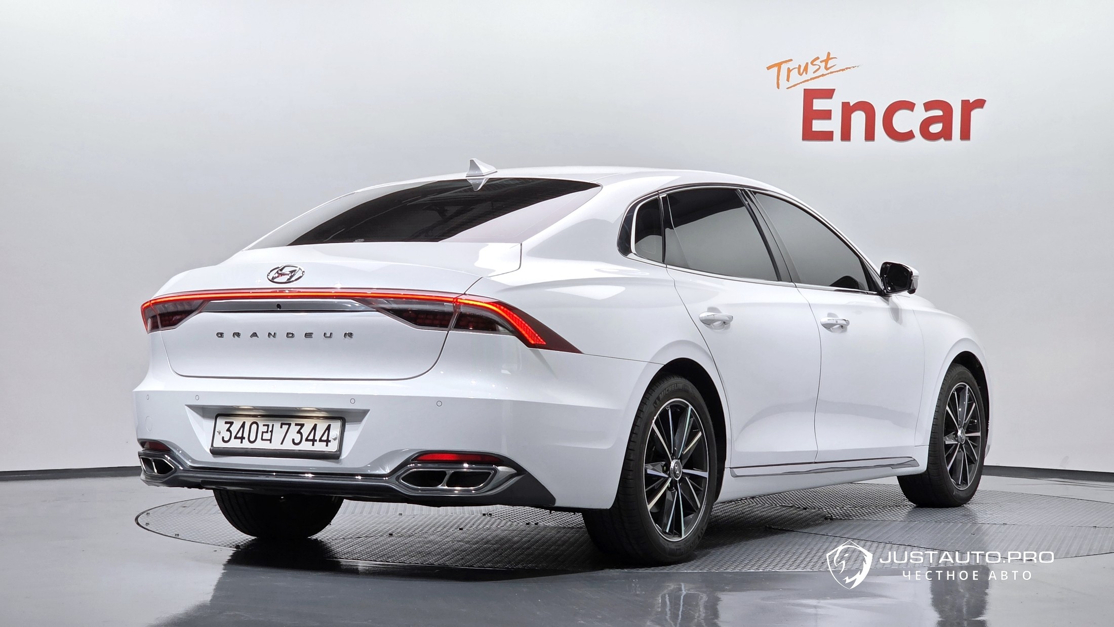 Автомобиль Hyundai Grandeur