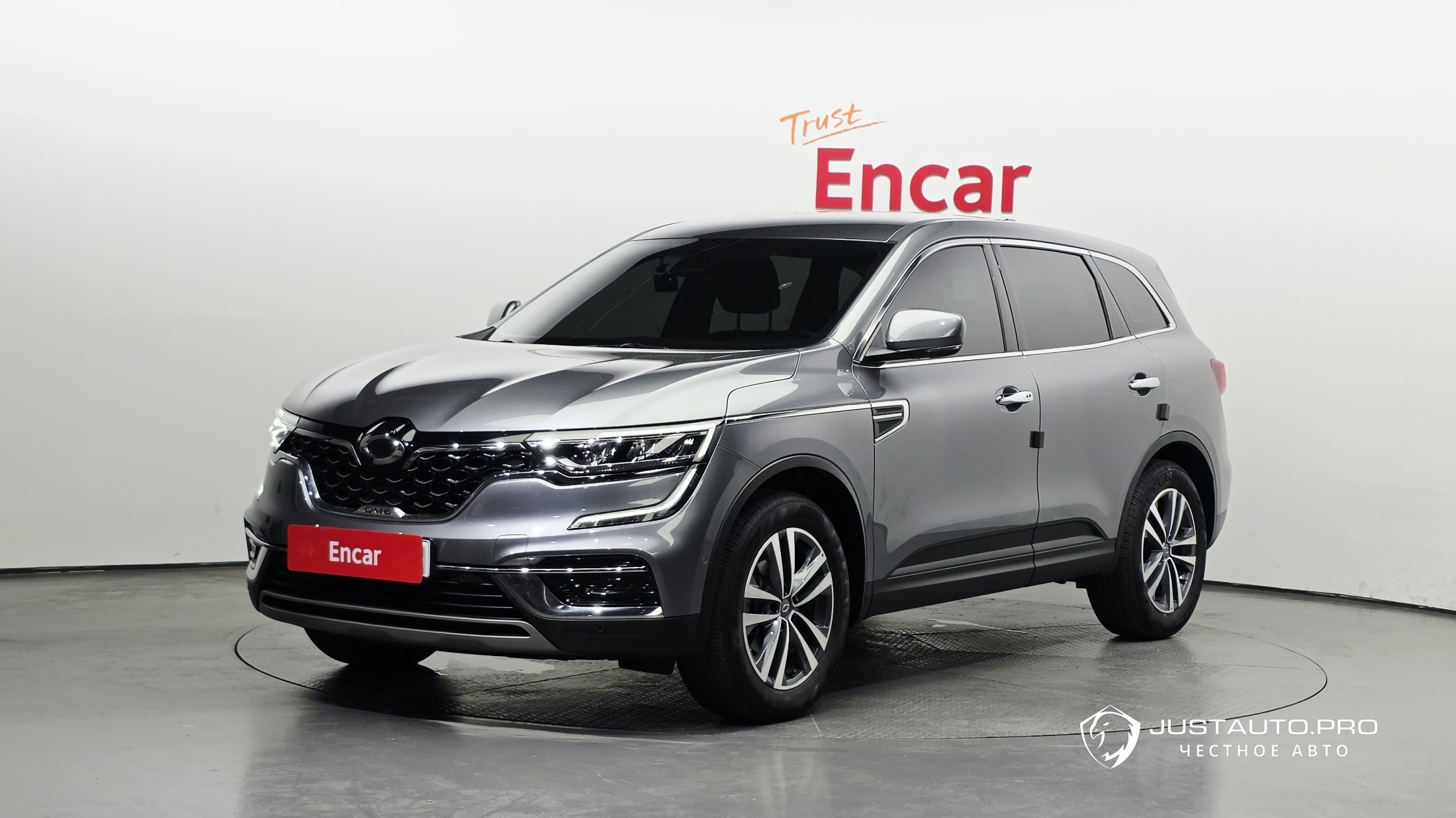 Автомобиль Renault-KoreaSamsung QM6