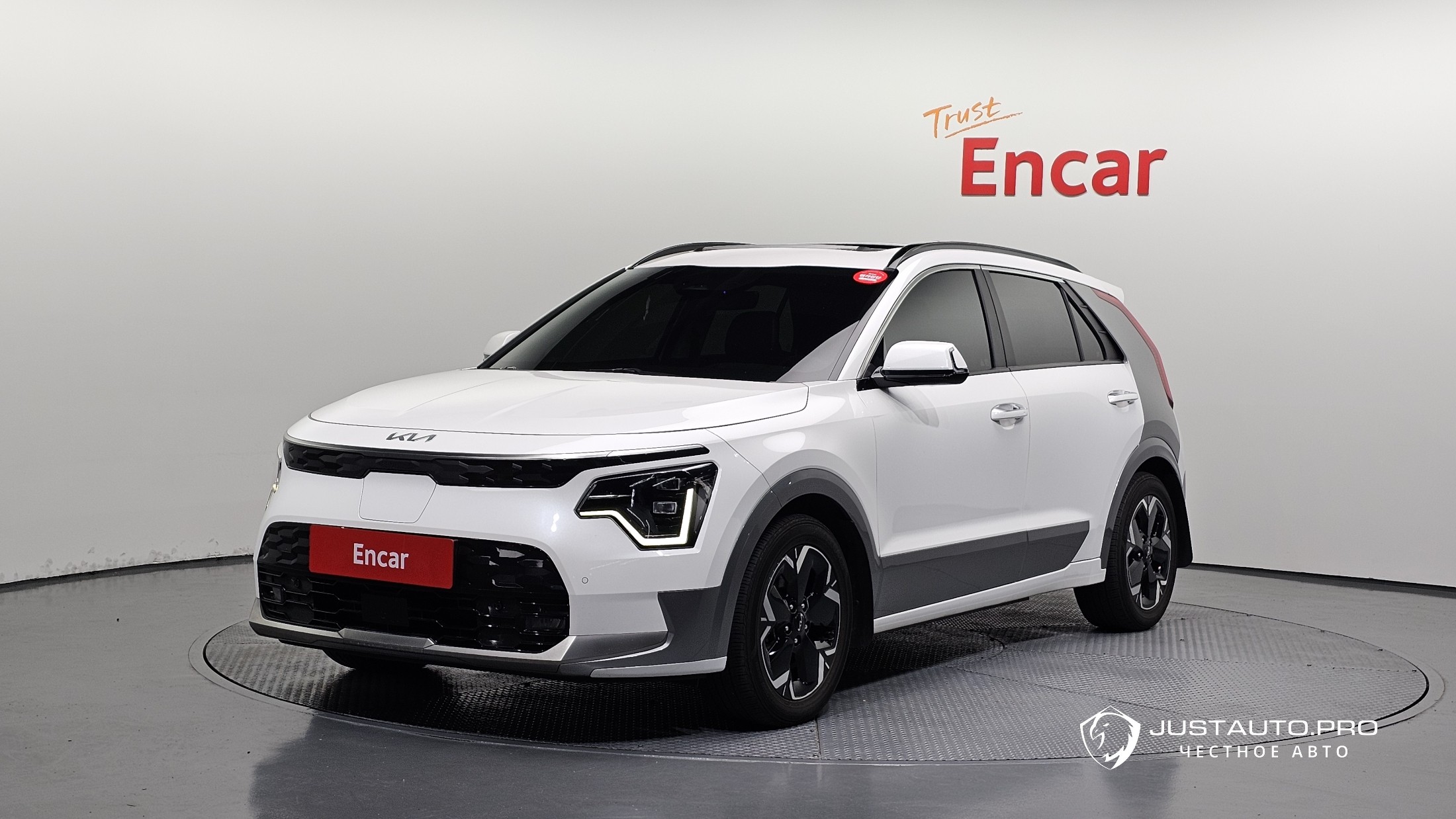 Автомобиль Kia Niro