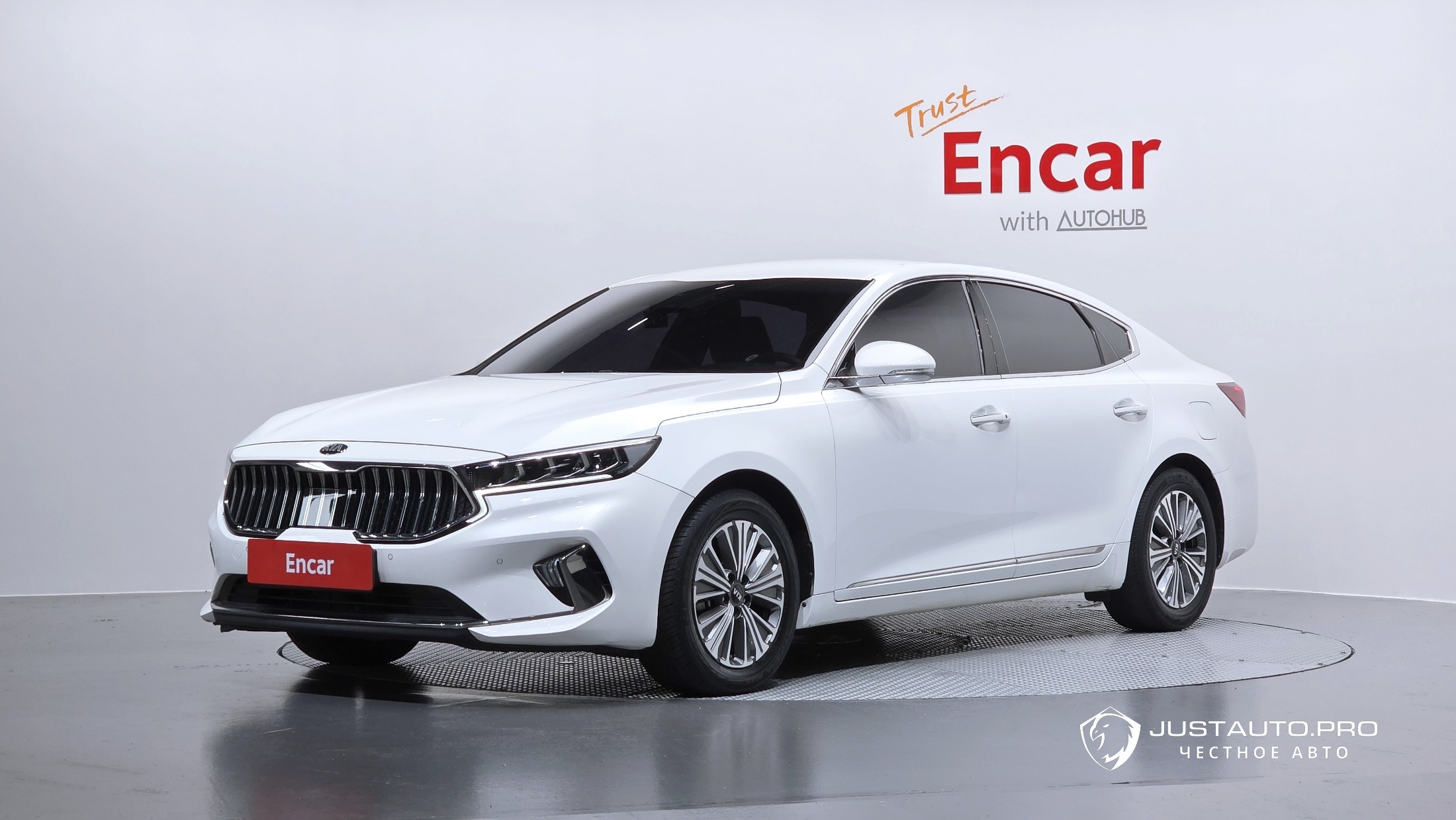 Автомобиль Kia K7