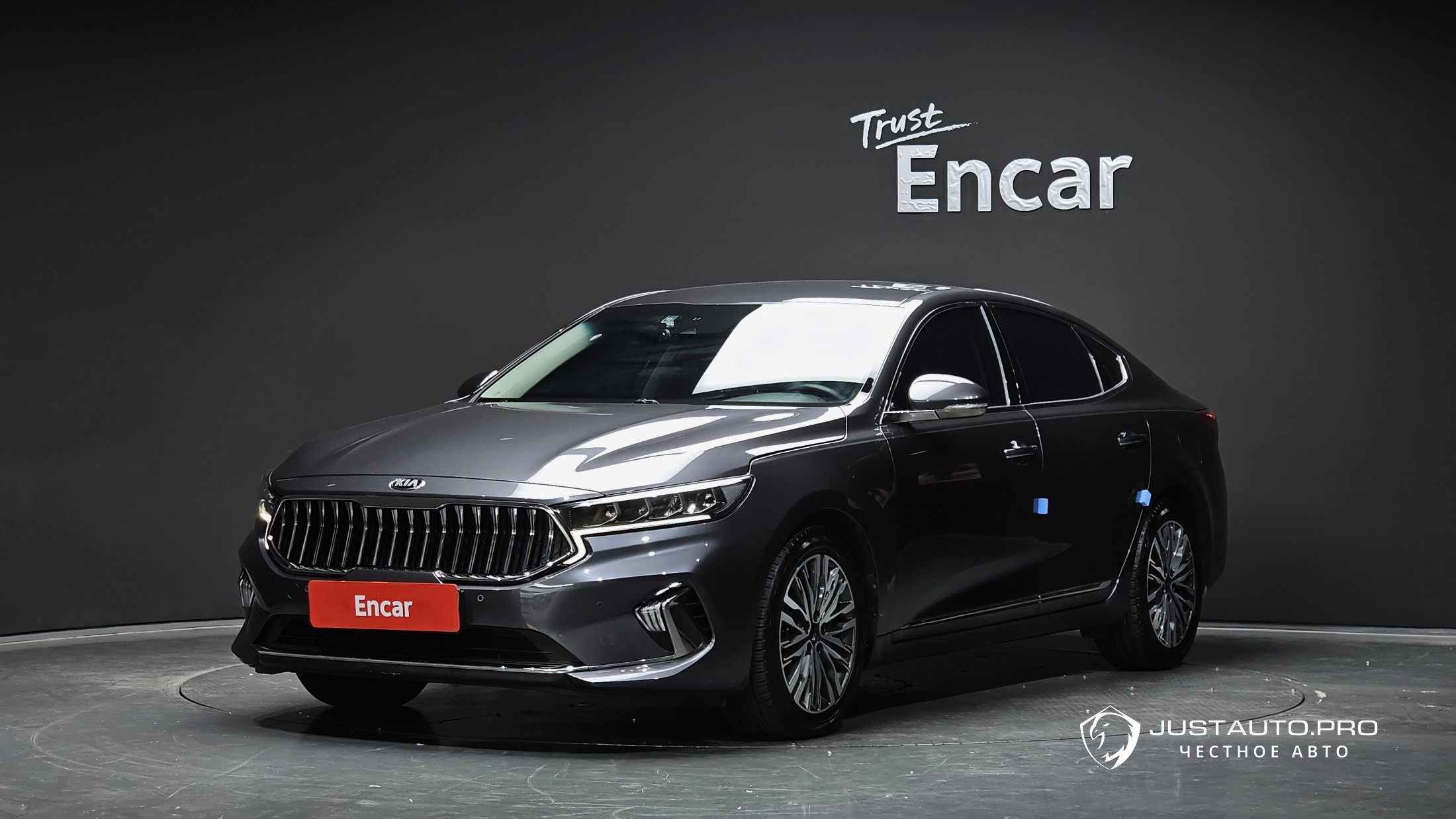 Автомобиль Kia K7