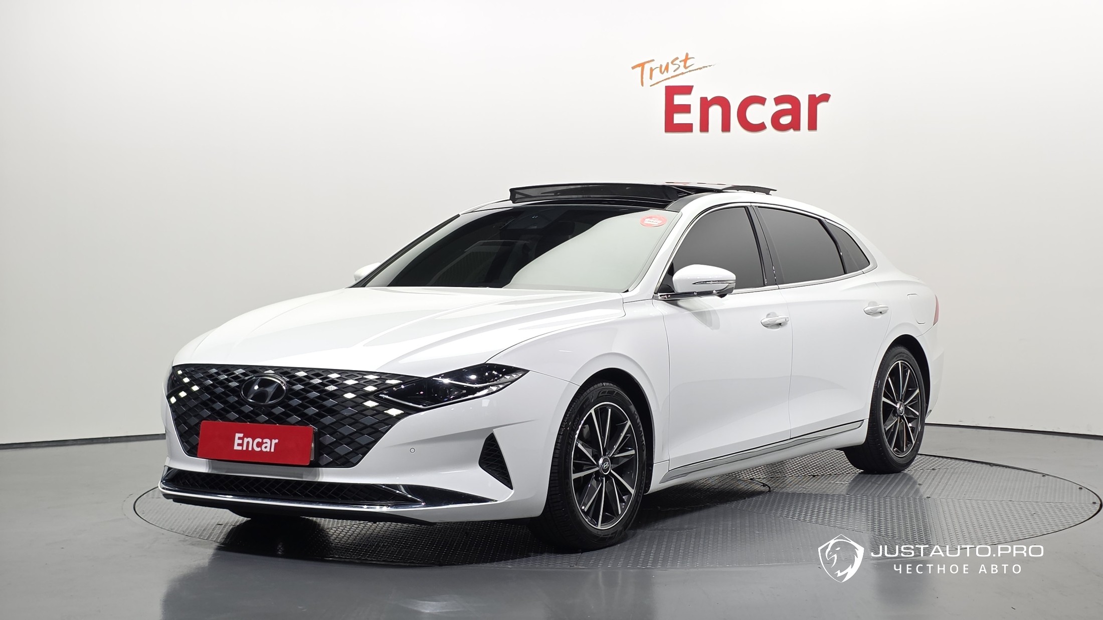 Автомобиль Hyundai Grandeur
