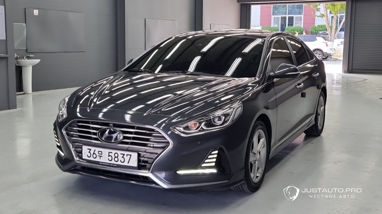 Автомобиль Hyundai Sonata