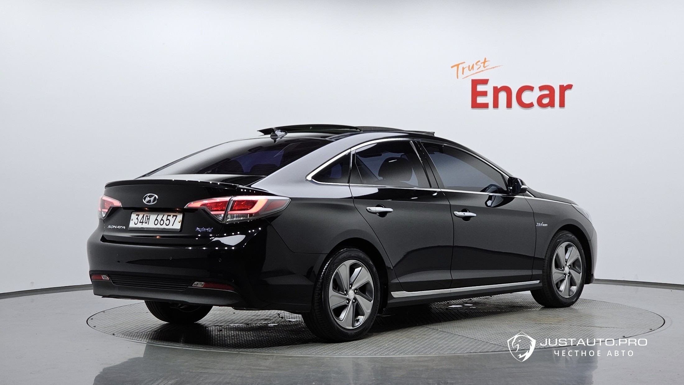 Автомобиль Hyundai Sonata