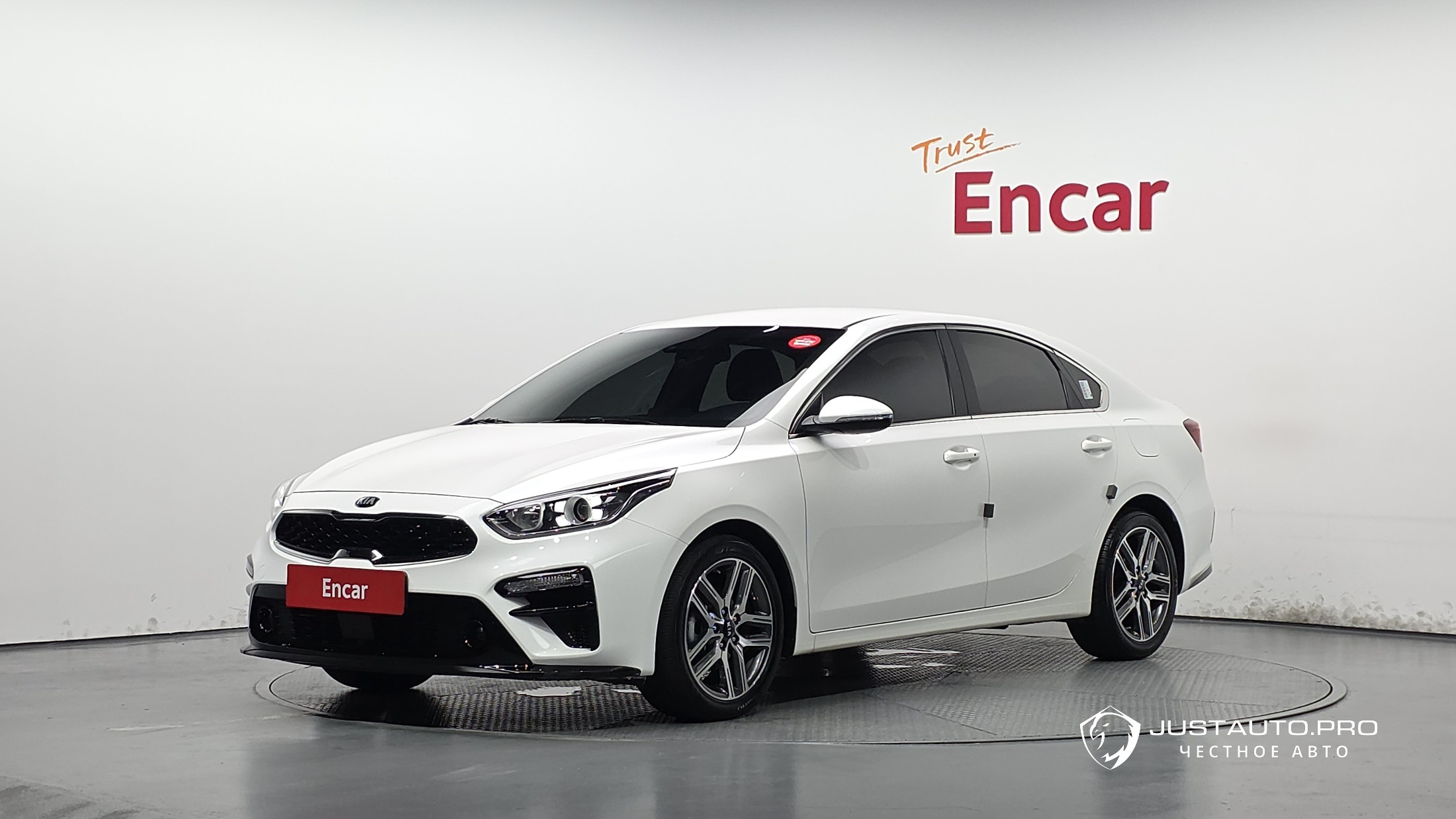 Автомобиль Kia K3