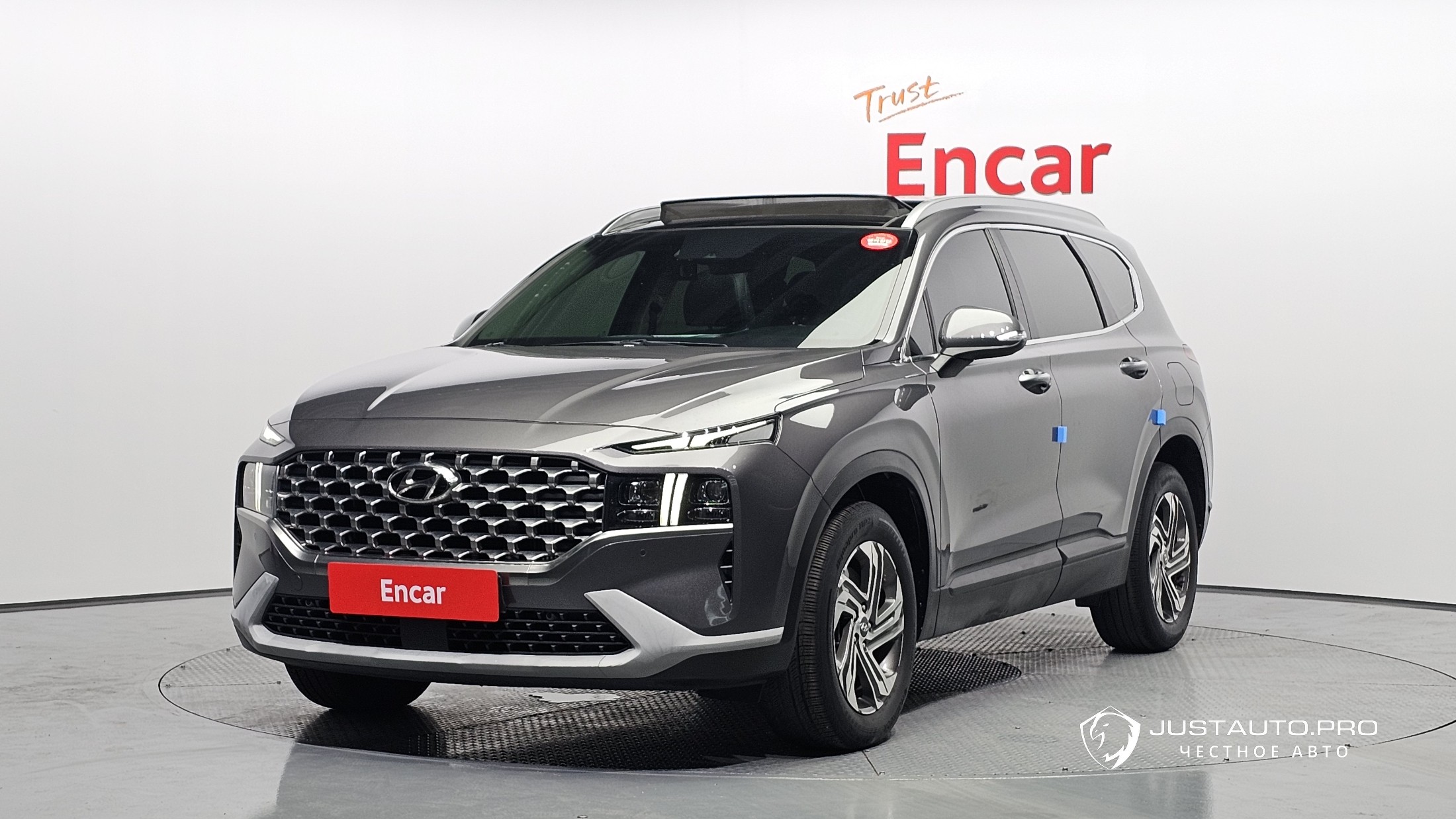 Автомобиль Hyundai Santafe