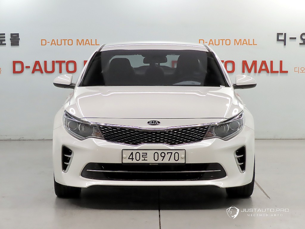 Автомобиль Kia K5