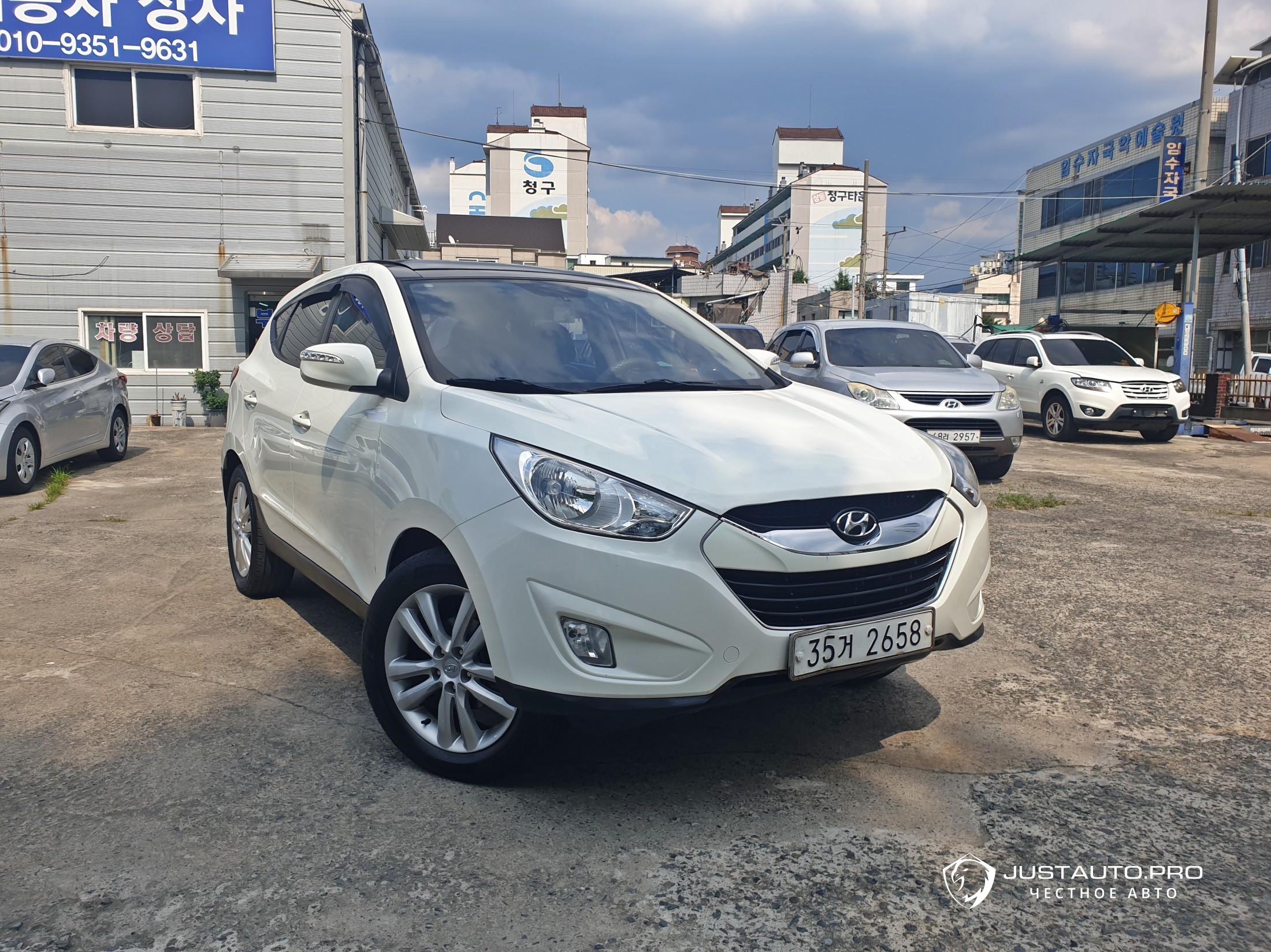Автомобиль Hyundai Tucson