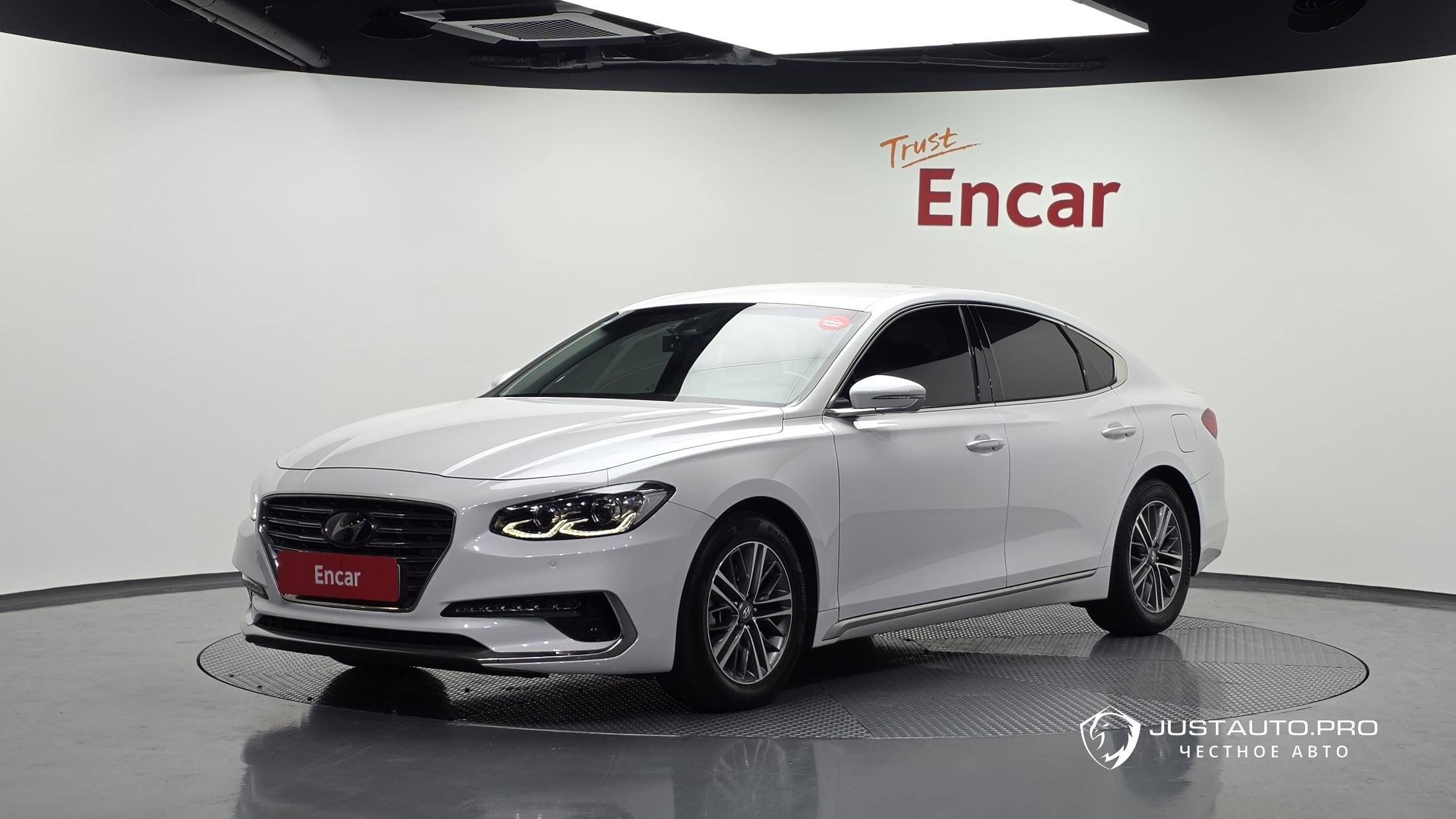 Автомобиль Hyundai Grandeur