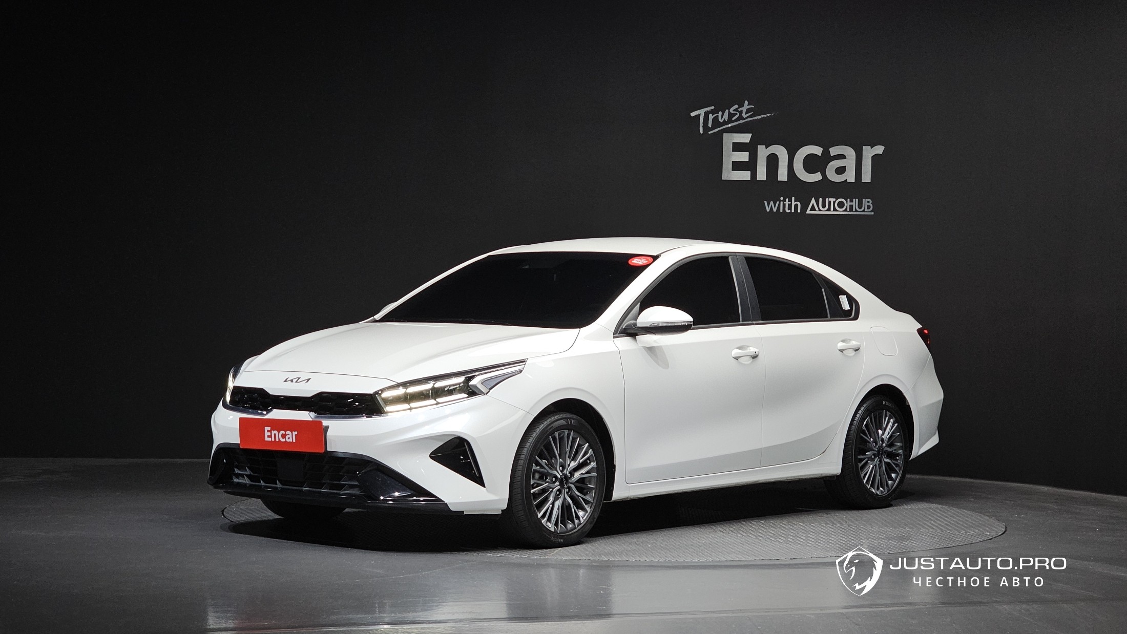 Автомобиль Kia K3