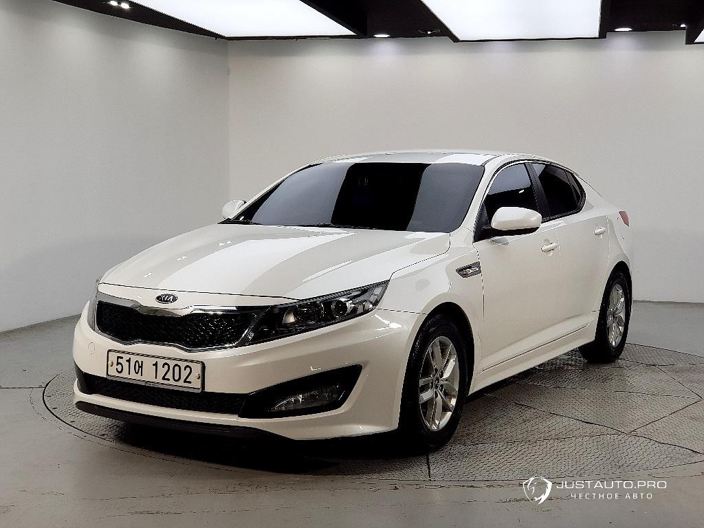 Автомобиль Kia K5
