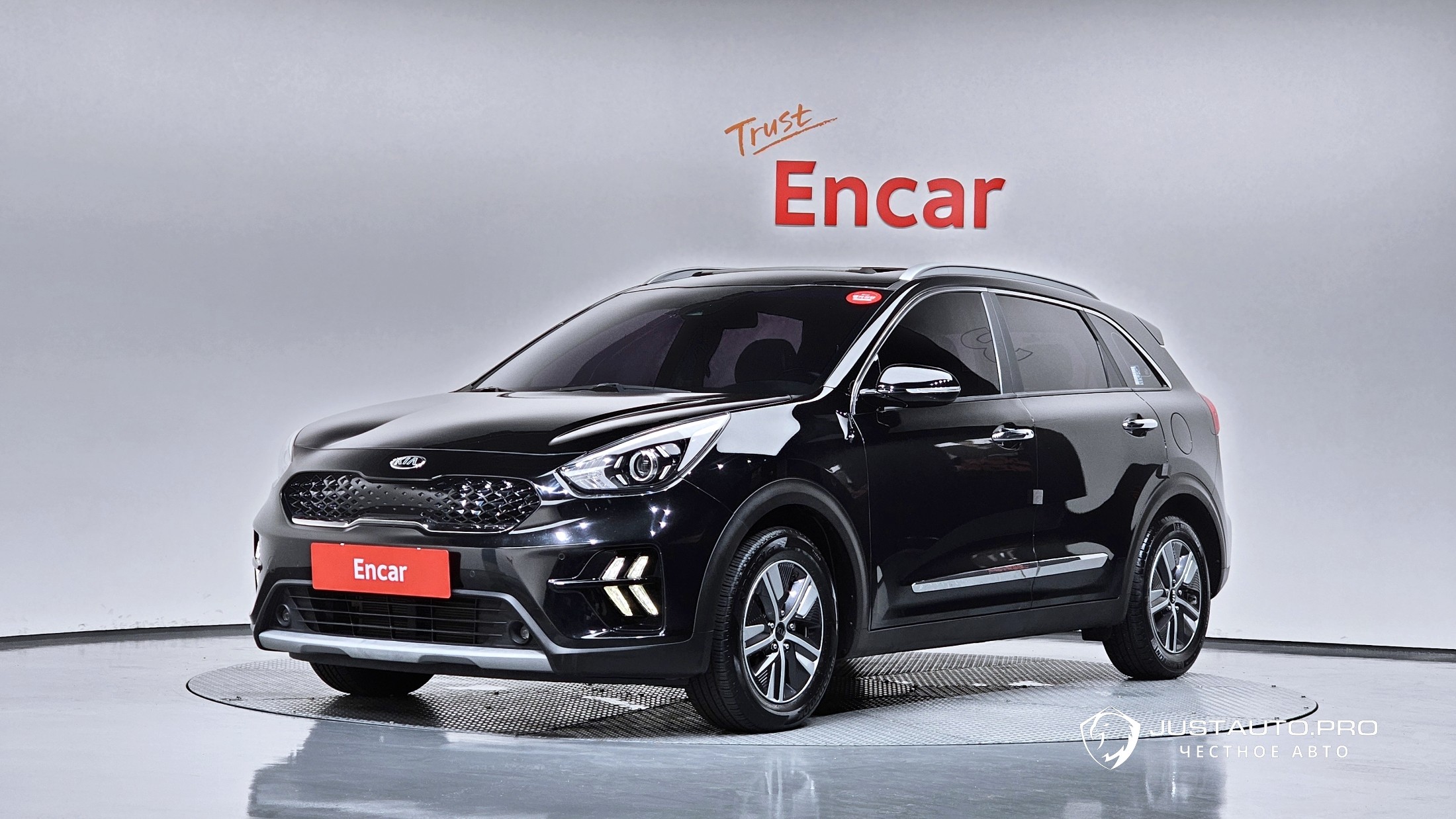 Автомобиль Kia Niro