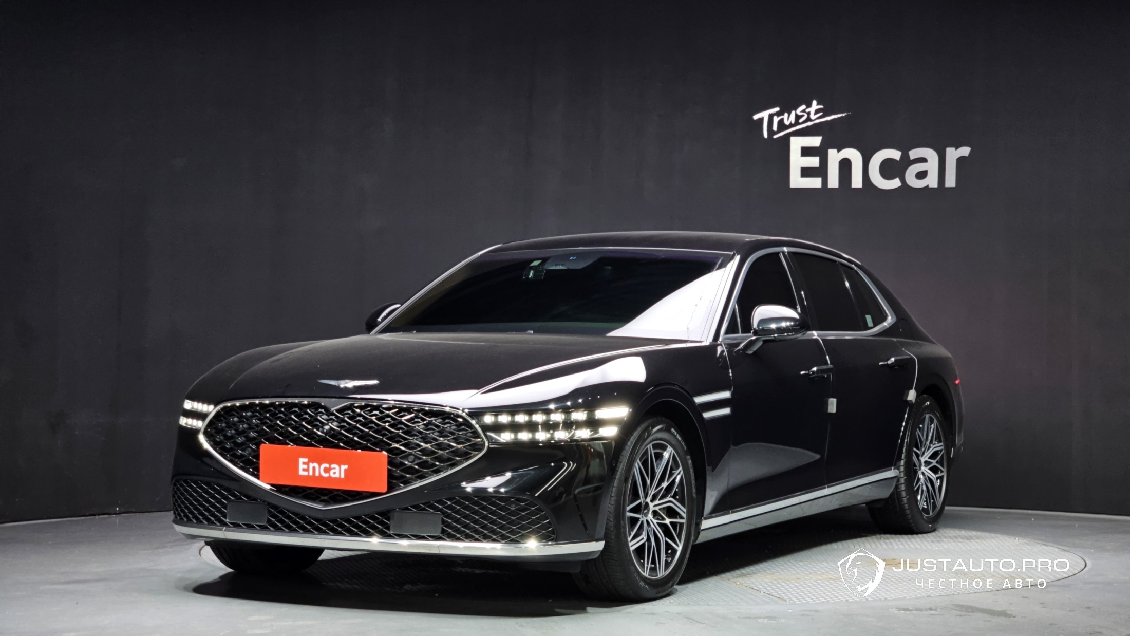 Автомобиль Genesis G90