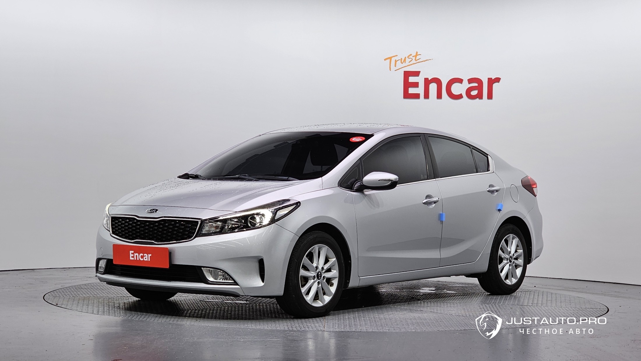 Автомобиль Kia K3