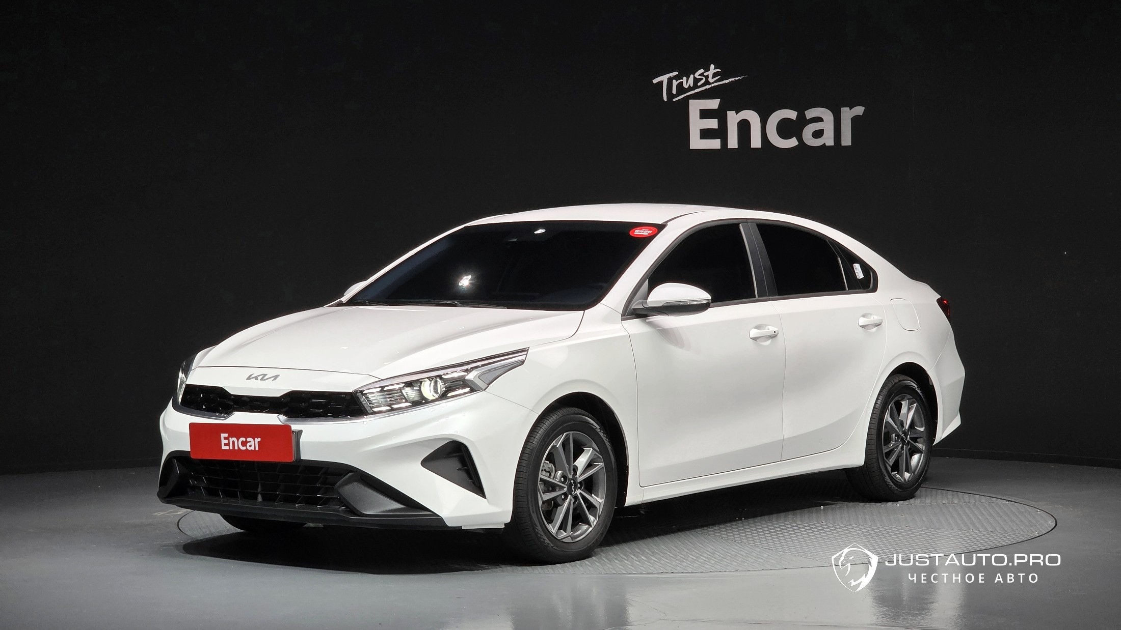 Автомобиль Kia K3