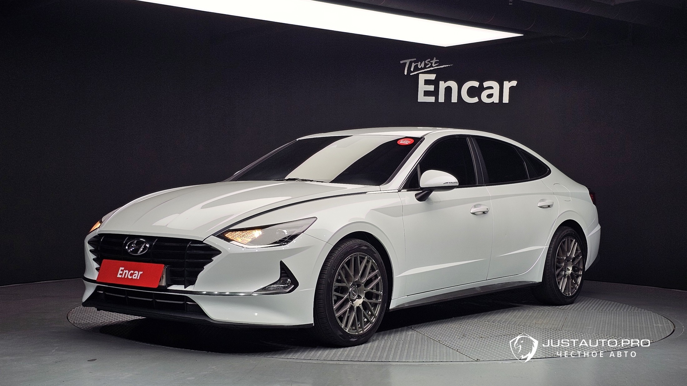 Автомобиль Hyundai Sonata