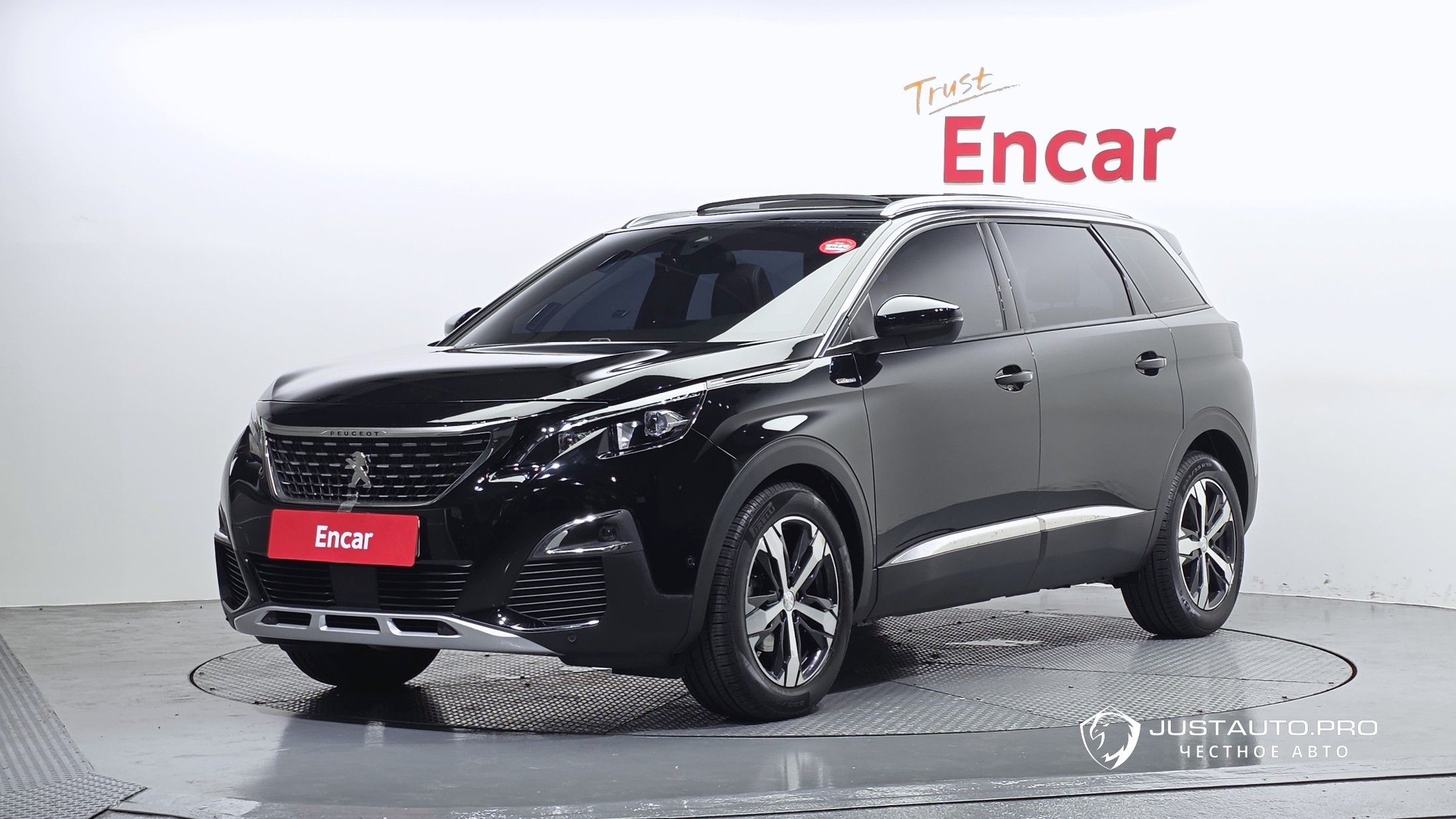 Автомобиль Peugeot 5008