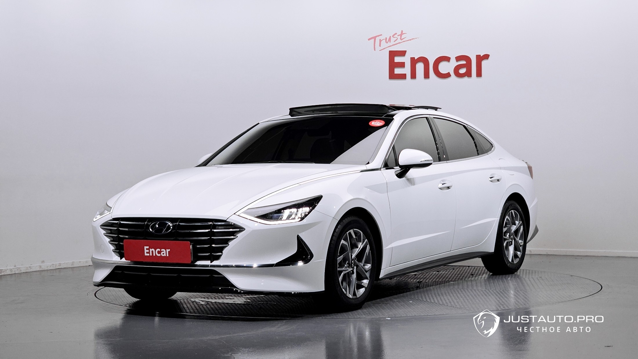 Автомобиль Hyundai Sonata