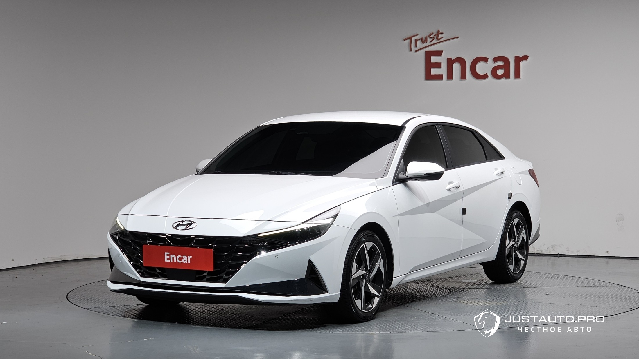 Автомобиль Hyundai AVANTE